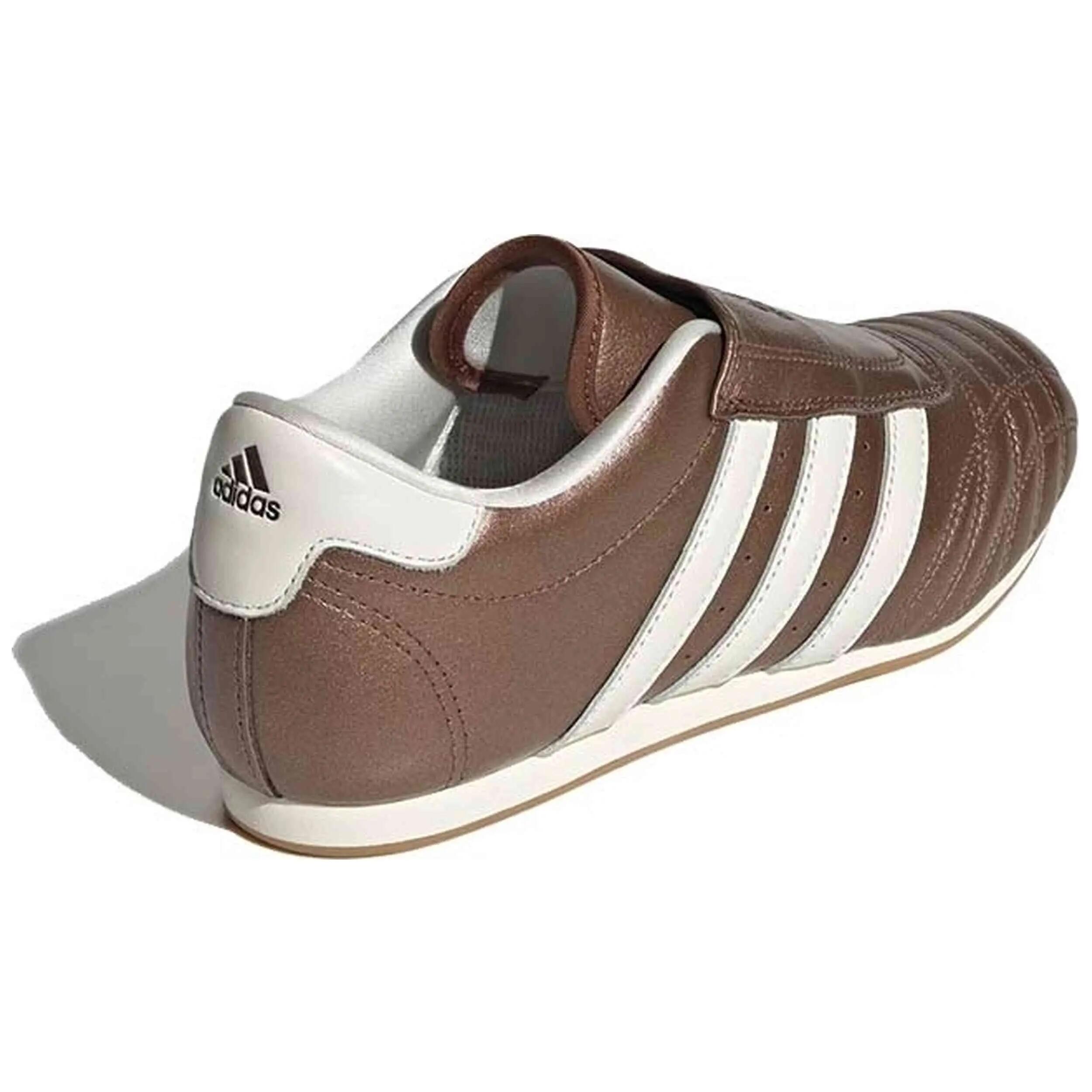 Scarpe Adidas modello Adidas Taekwondo W "Brown" per donne 4/5