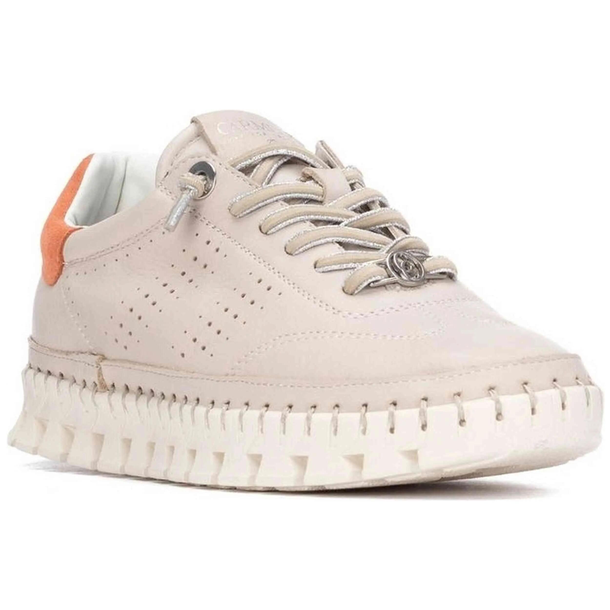 Scarpe Carmela modello 163107-BEIGE per unisex 3/4