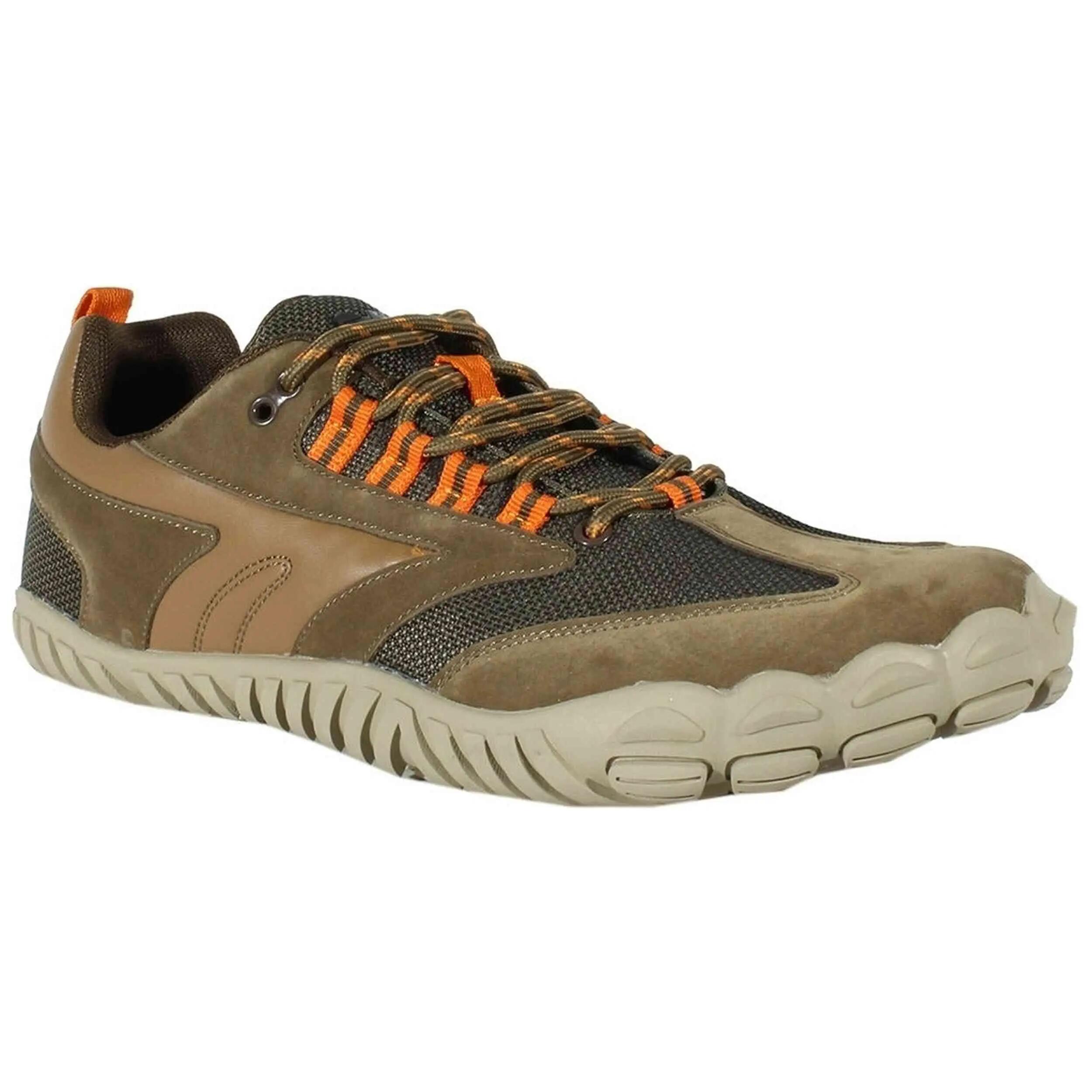 Schoen Hi-tec model FIGARO LOW WP voor mannen 3/4