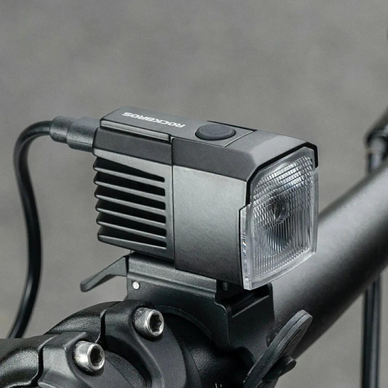 Lampka rowerowa 1600 lm z zasilaniem zewnętrznym usb-c 4/5