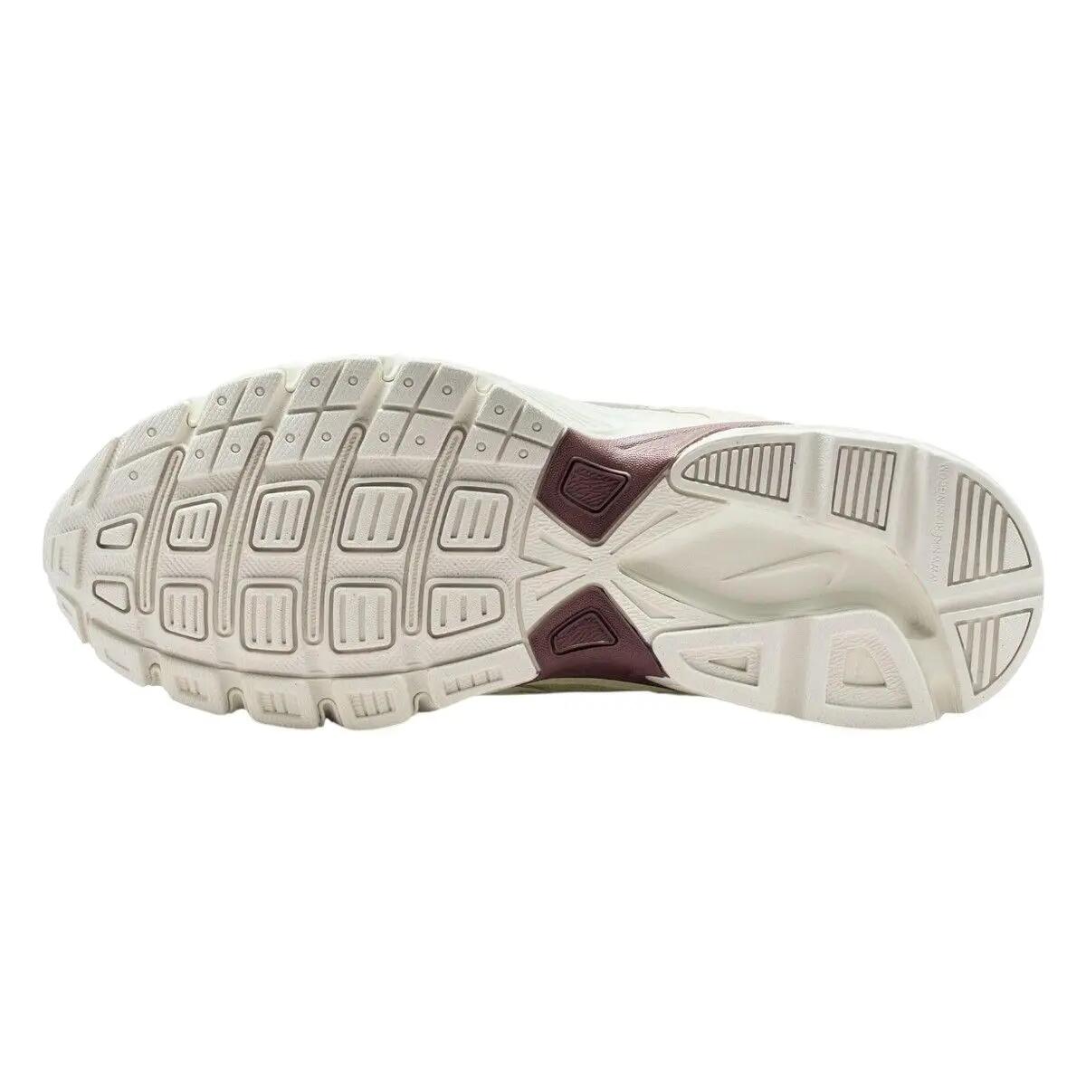 Baskets Femme Gris Nike 5/7