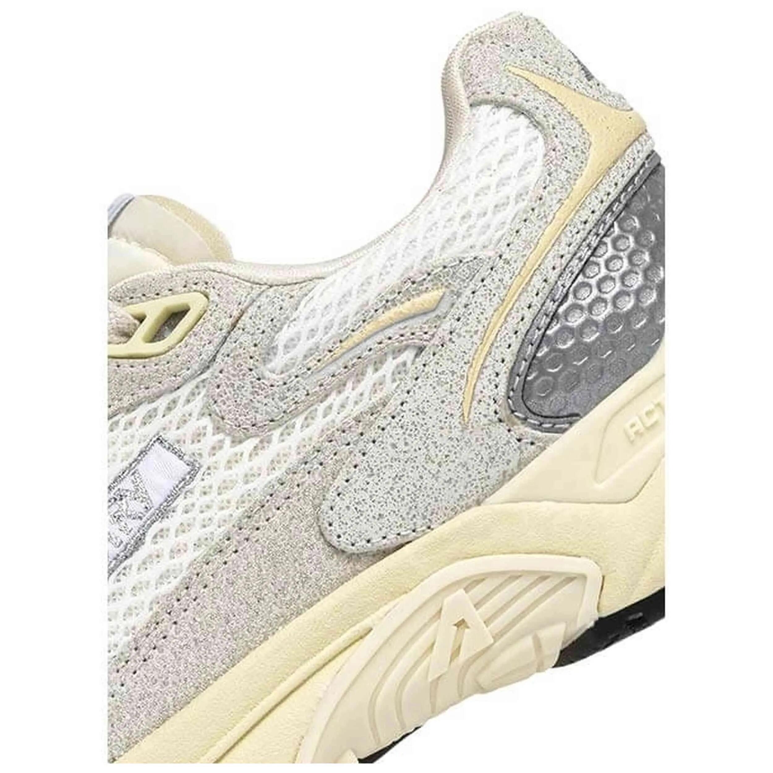 Schoen Autry model Autry Hyperway Low voor mannen 2/5