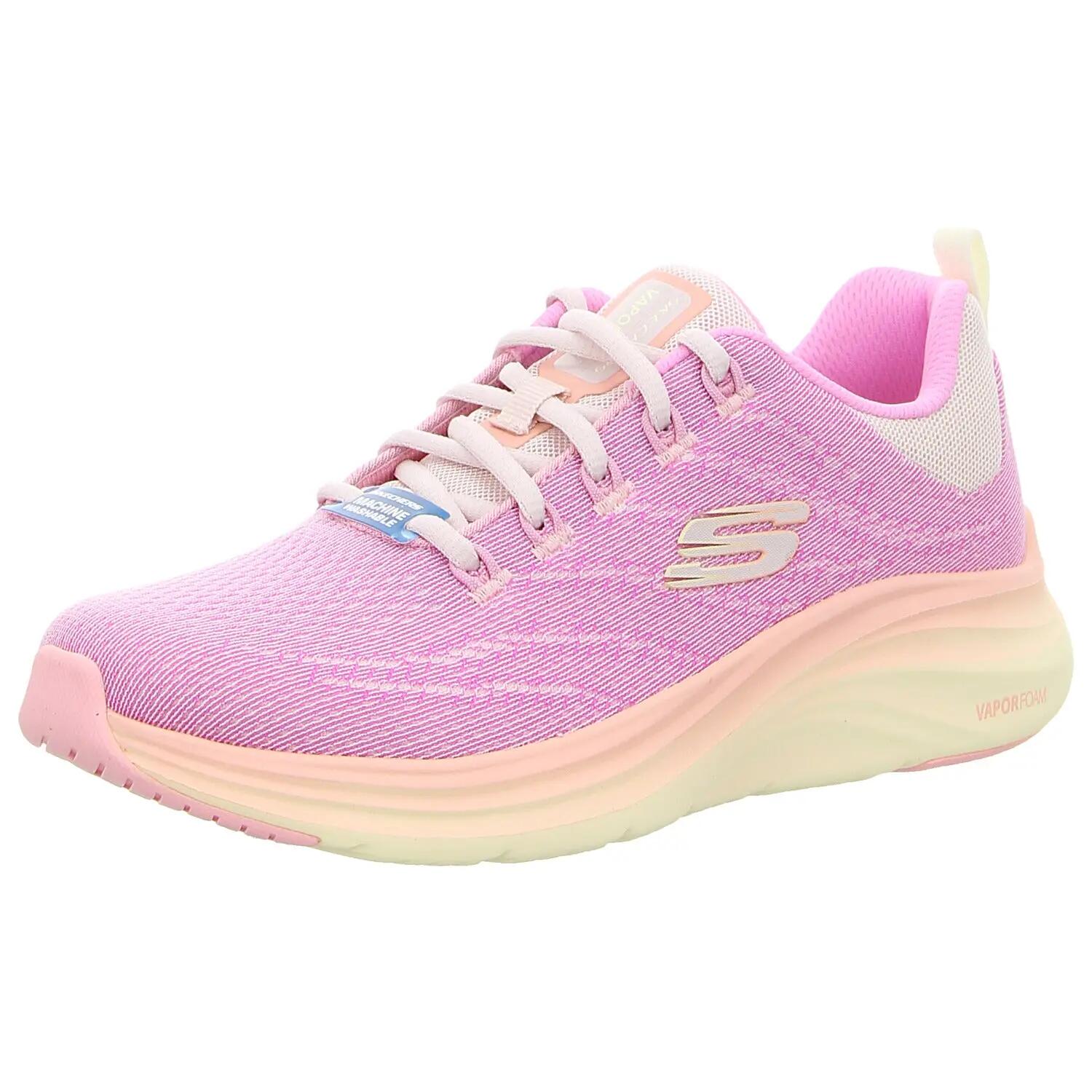 SKECHERS picture