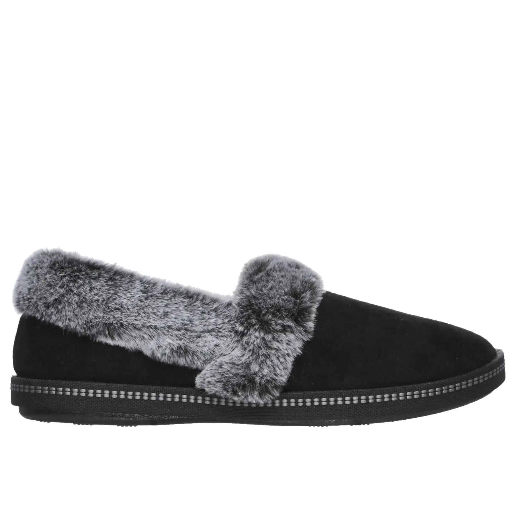 SKECHERS picture
