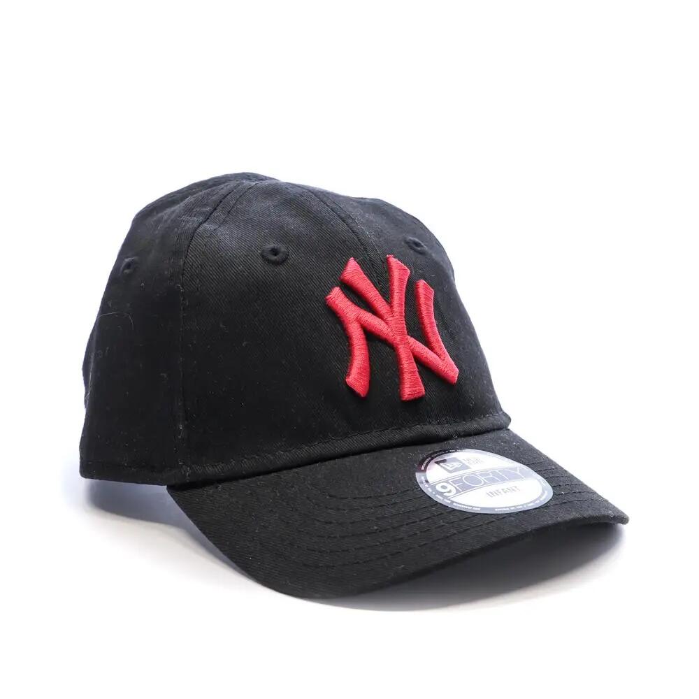 New Era Diamond Herren Kappe Schwarz/Rot 3/4