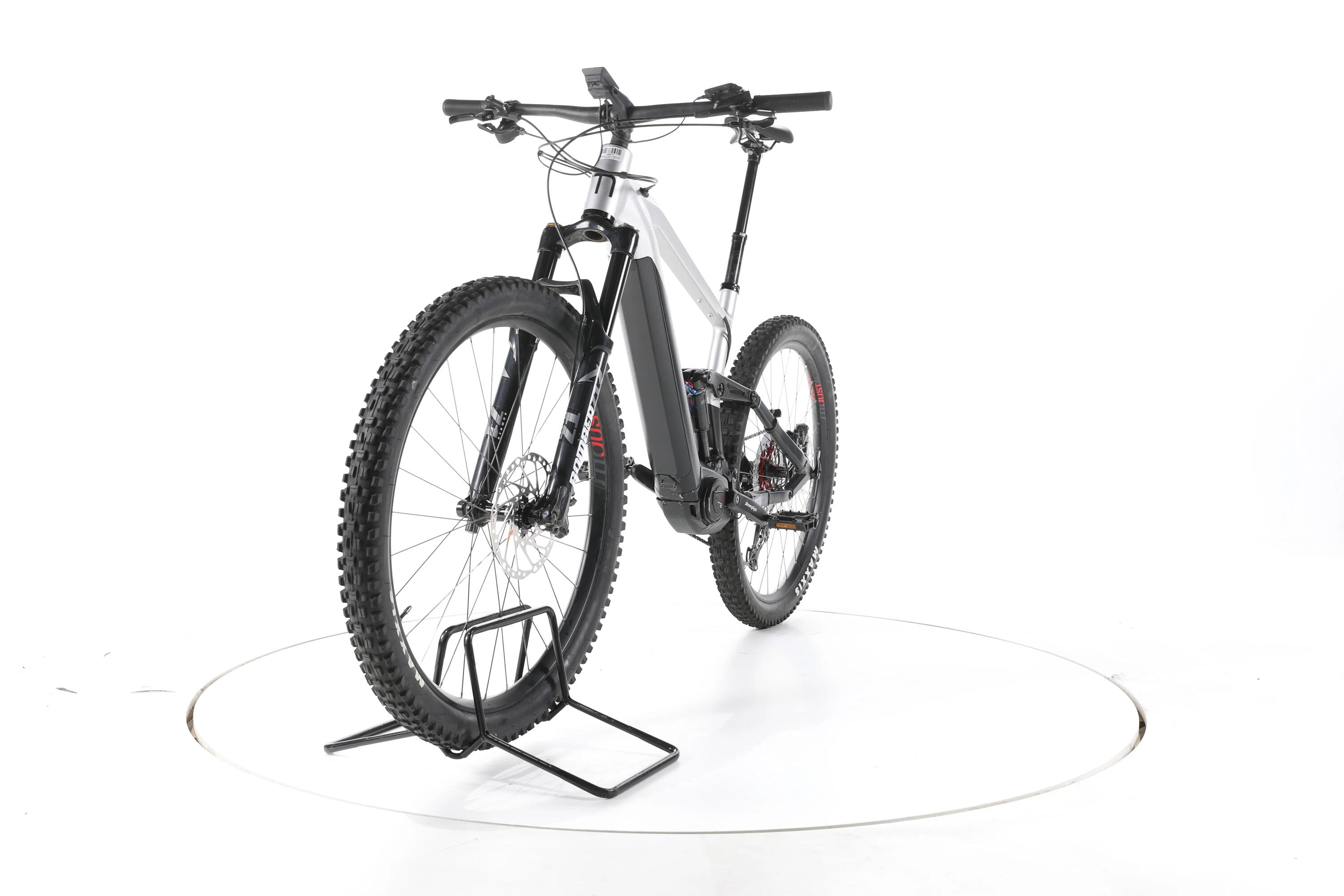 Segunda vida - Moustache Bikes Trail 5 E-Bike Fully - Em muito bom estado. 4/7