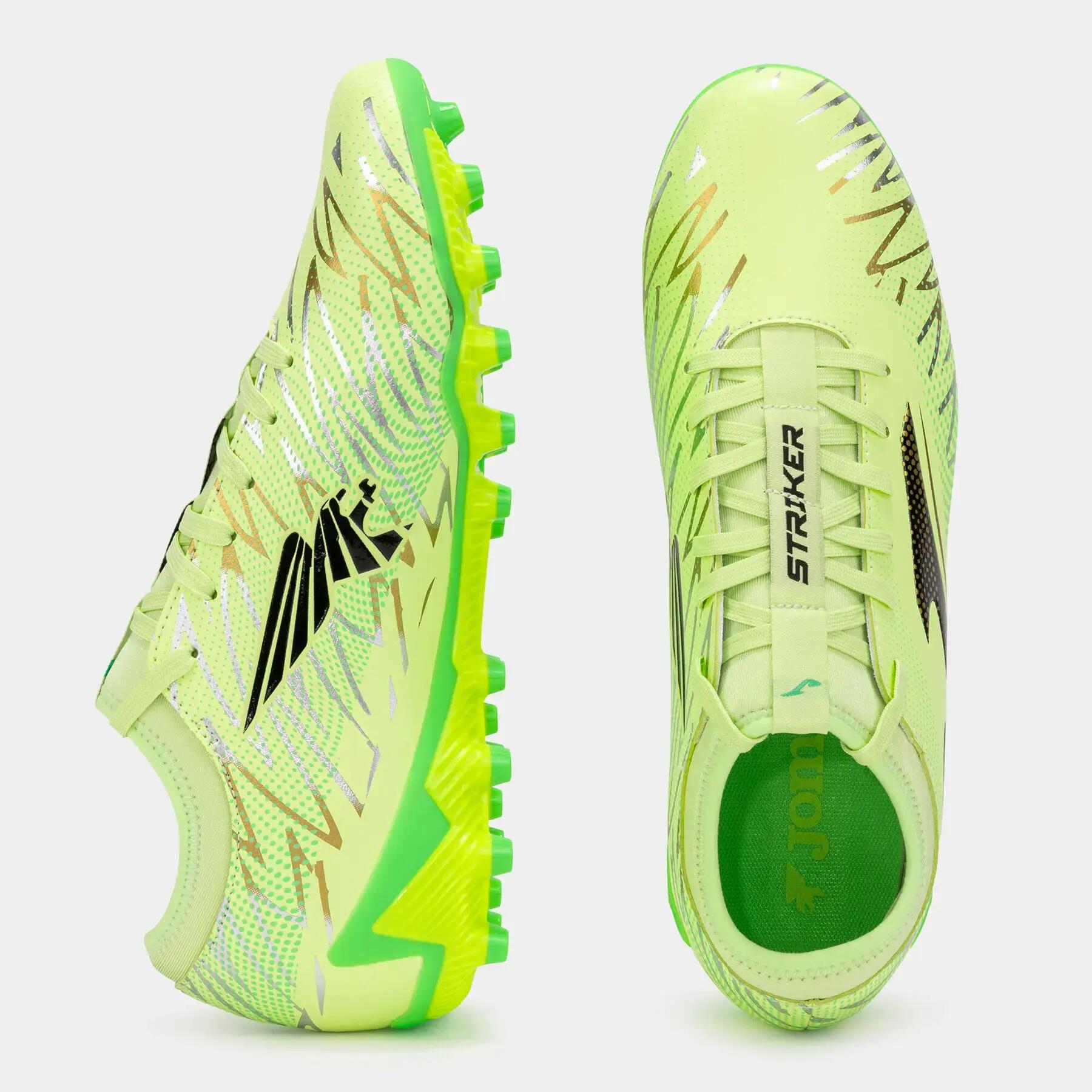 Chaussures Football Football Adulte Joma Striker 26 AG Vert Fluo 4/5