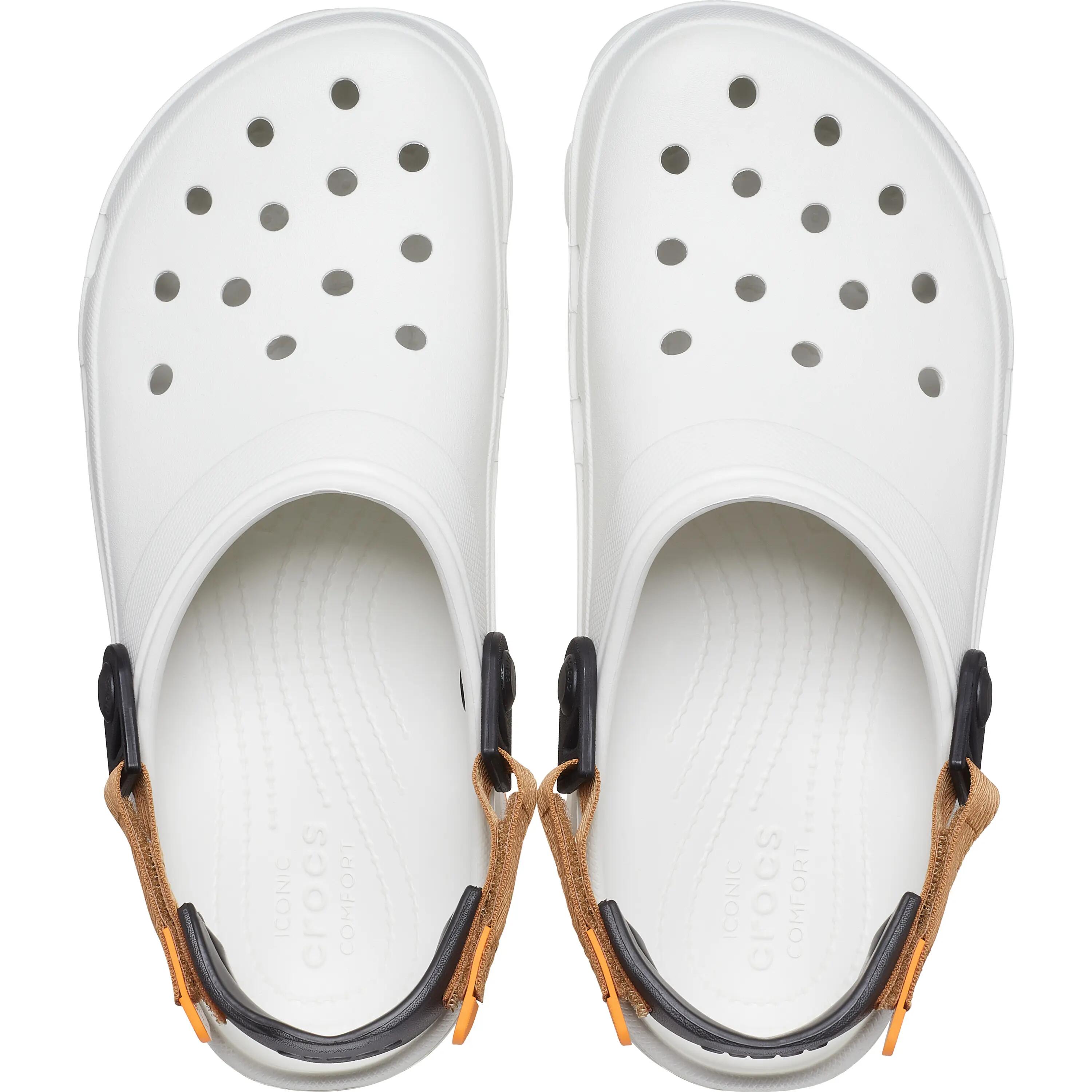 Classici zoccoli all-terrain Crocs 3/5