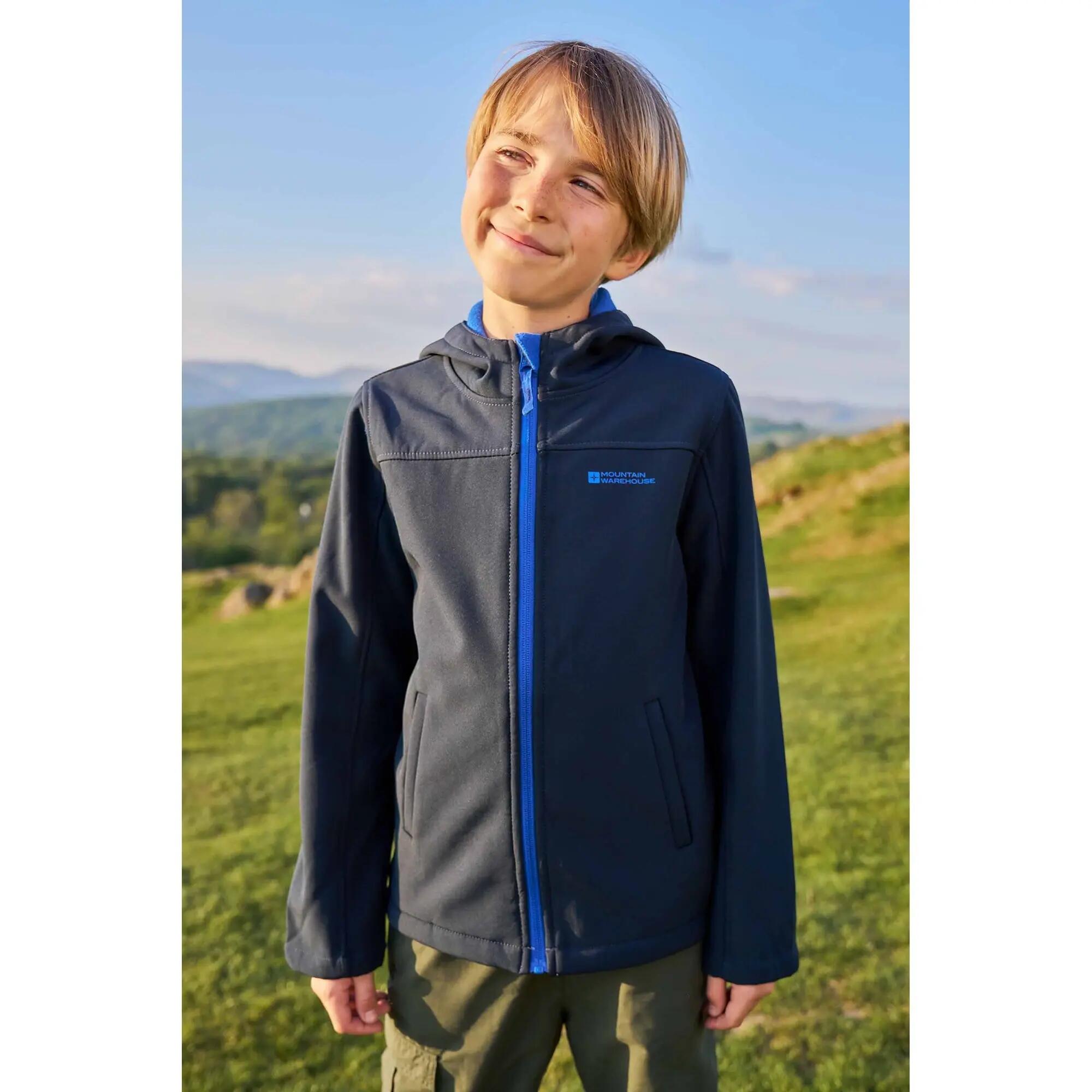 MOUNTAIN WAREHOUSE picture