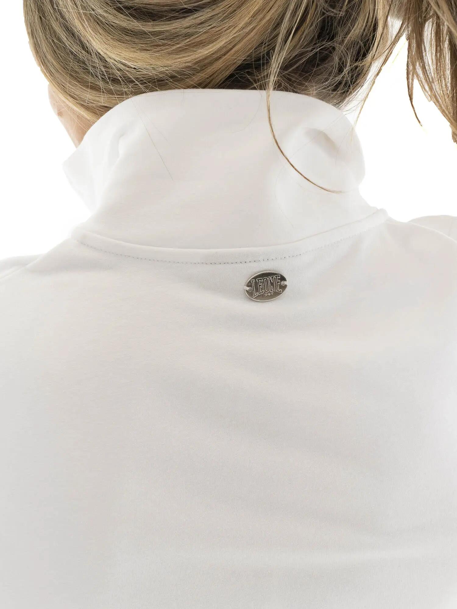 Sudadera básica con cuello y cremallera para mujer de Leone 3/5