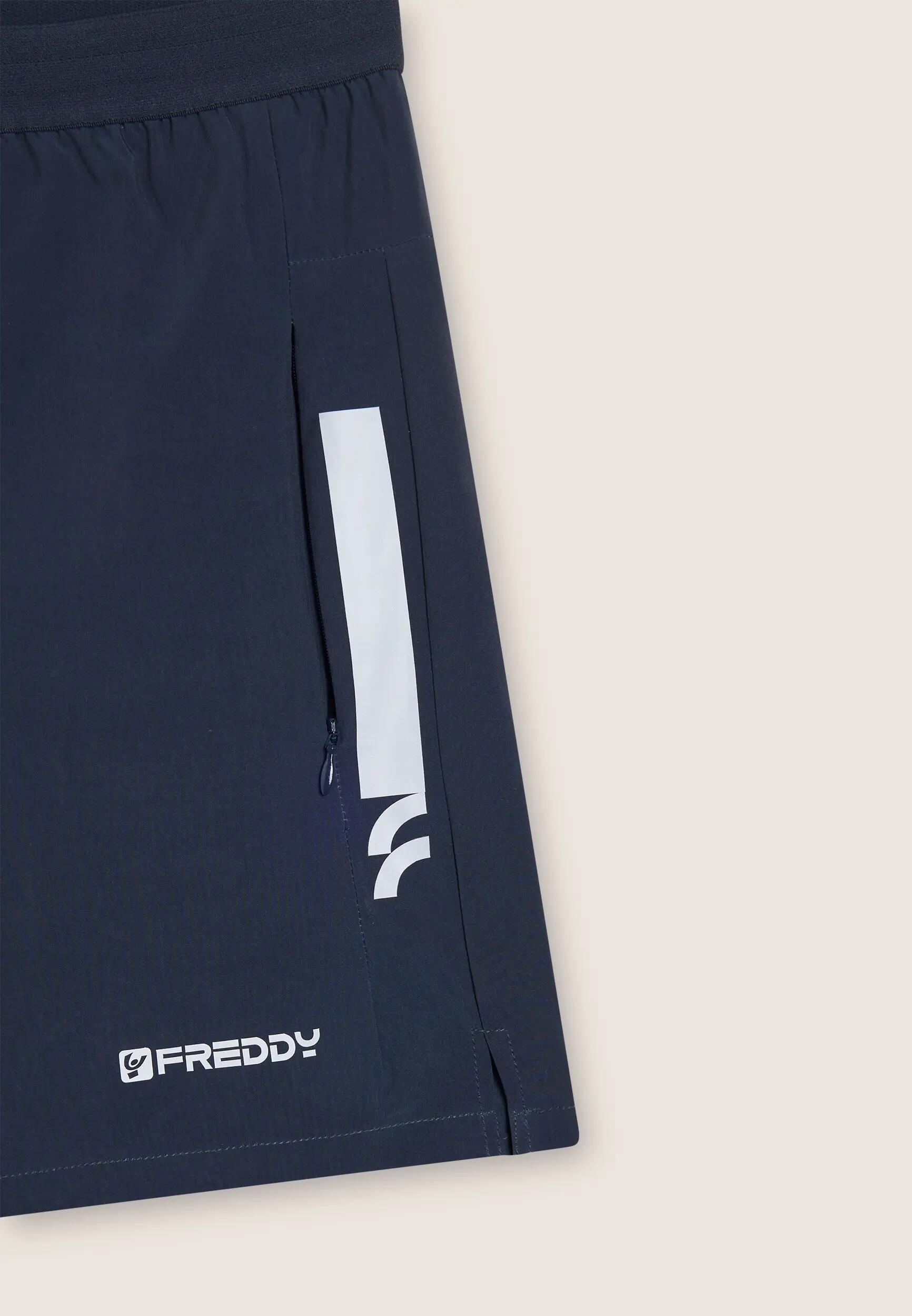 Pantalones cortos con gráficos y aberturas laterales 6/6