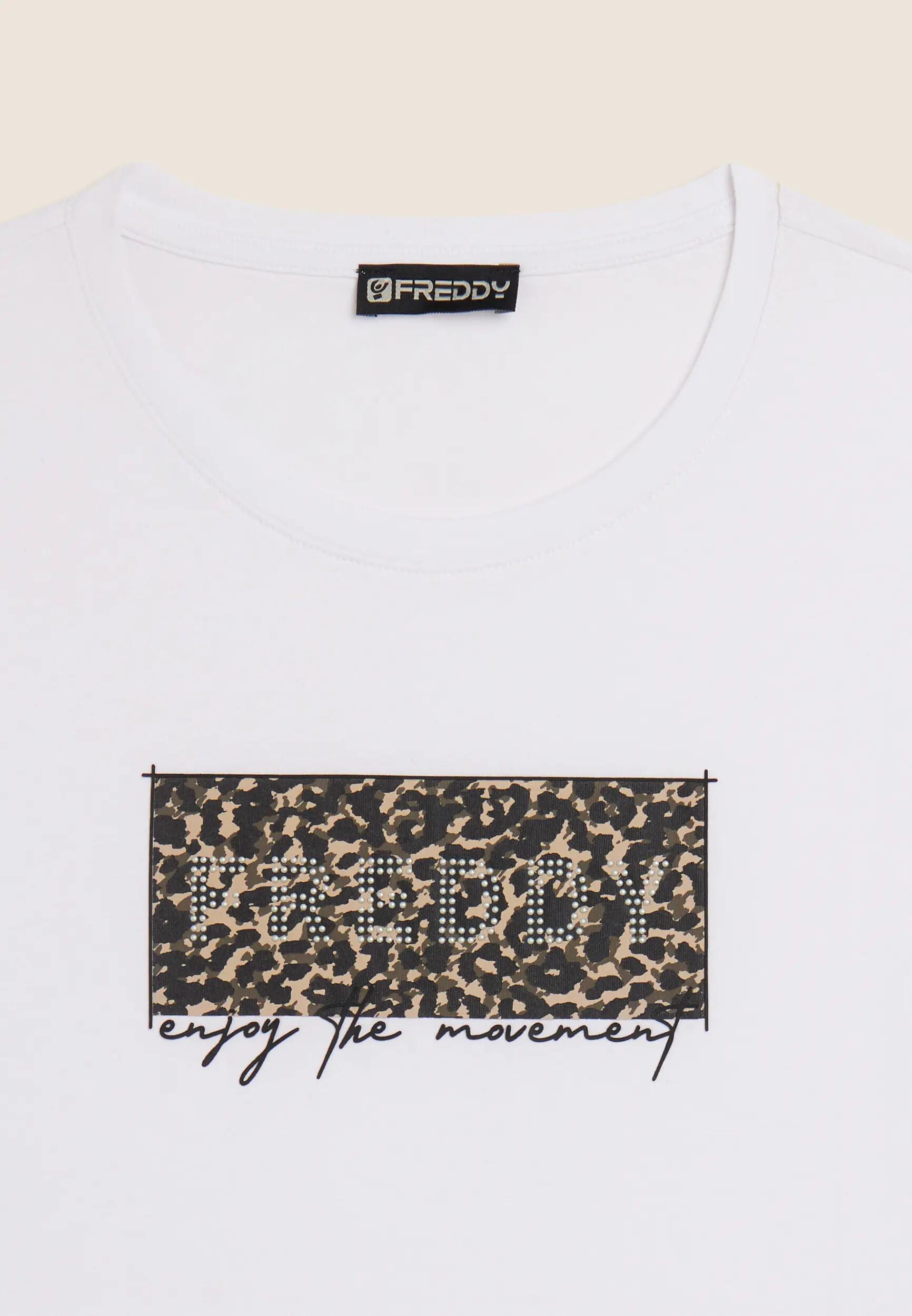 T-shirt à imprimé léopard décoré de clous et d’un logo 6/6