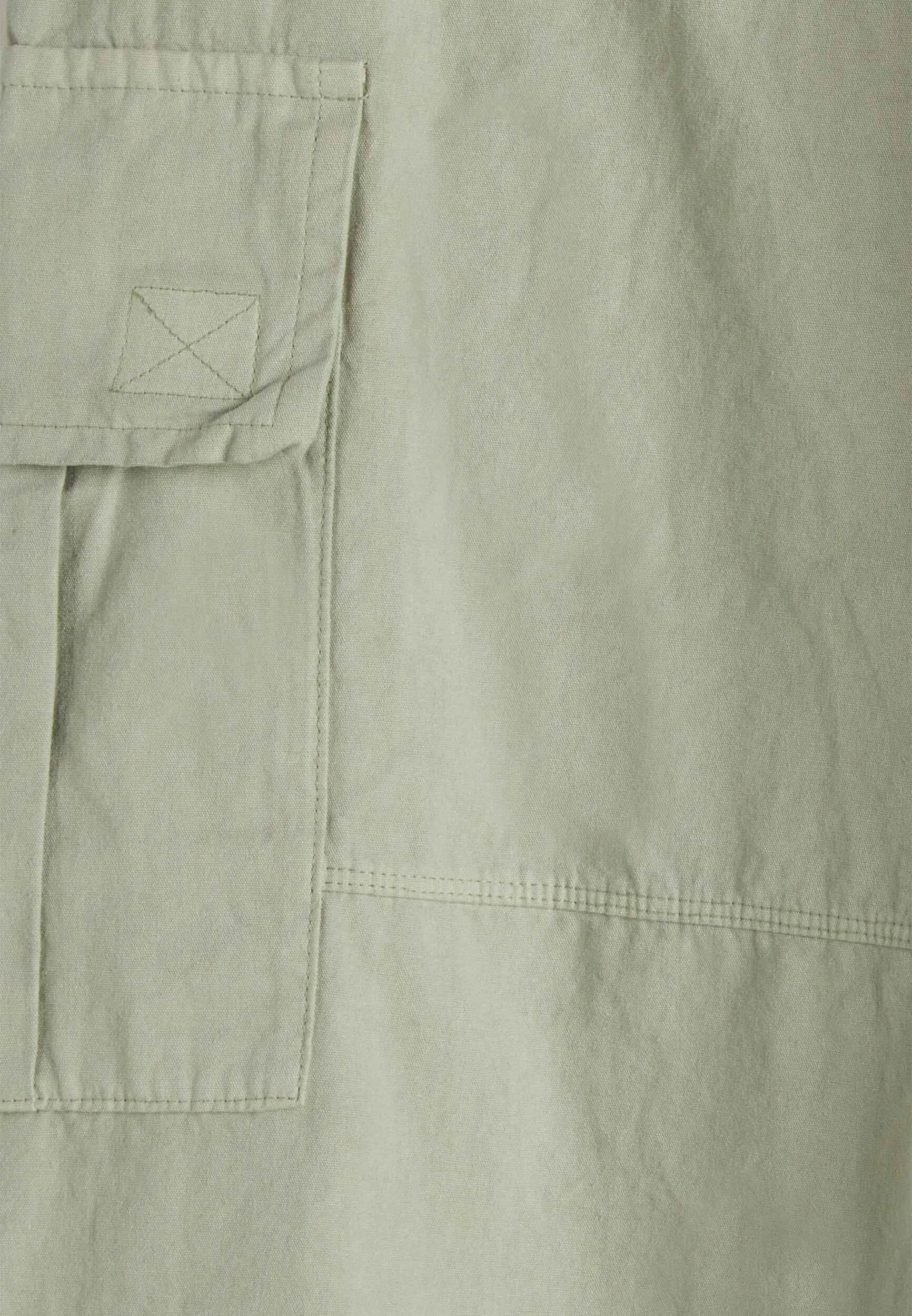 Pantalon cargo en toile teint en pièce 7/7