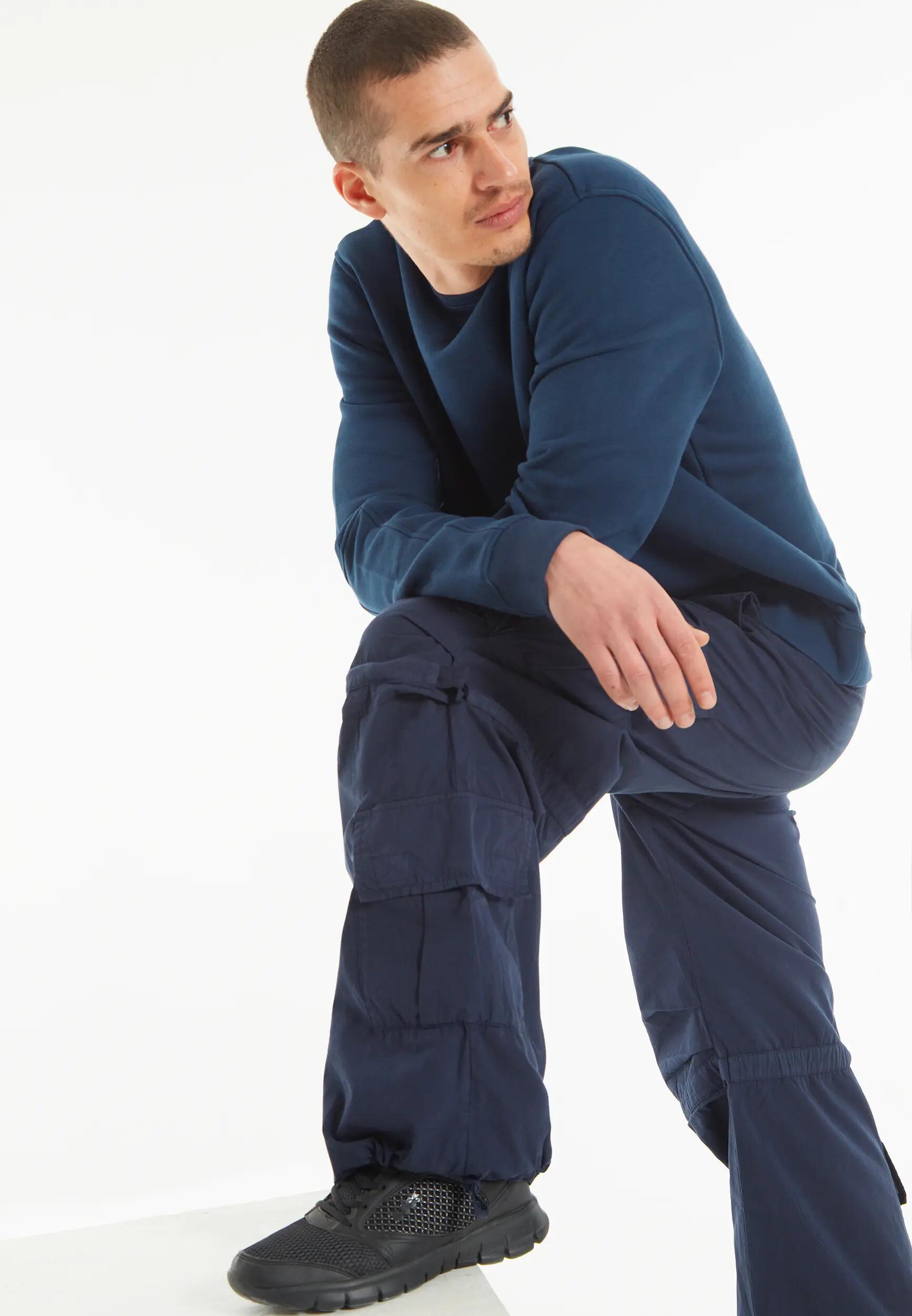 Pantalon cargo avec poches doubles et lacet ajustable intermédiaire 6/8