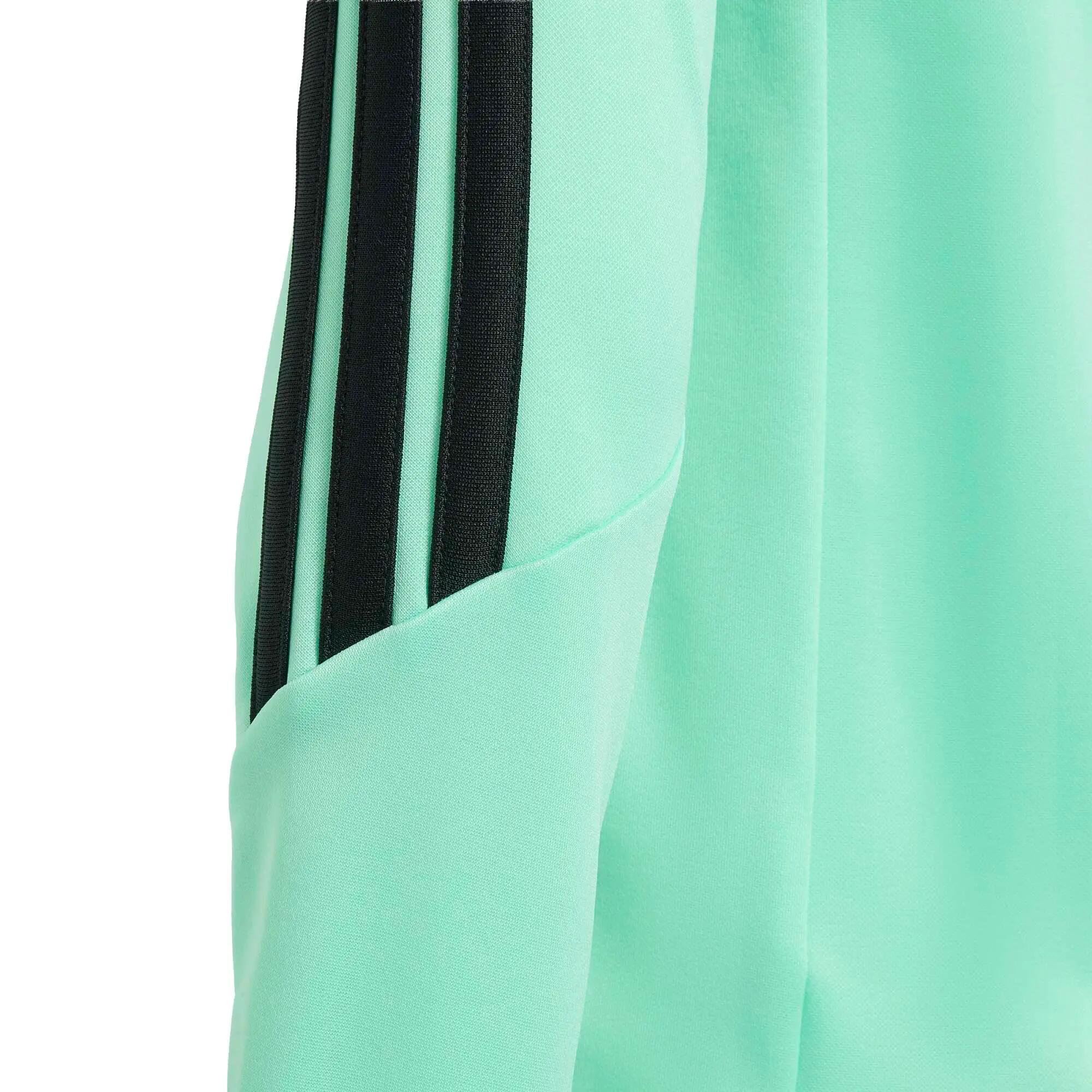 Sudadera Adidas Tiro 26 Winter Top verde con media cremallera para niño 9/9