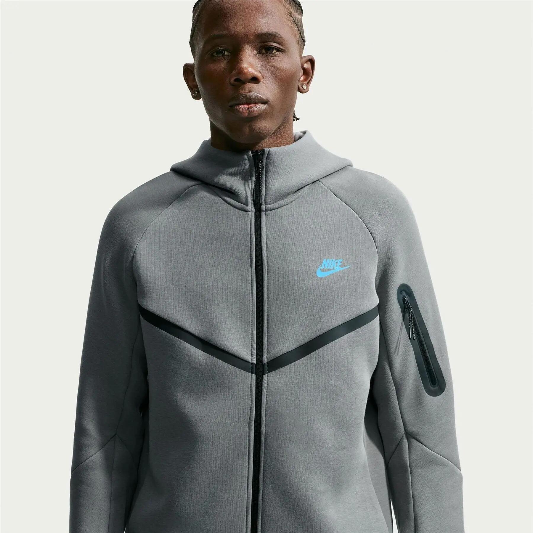 Nike Mens Tech Chevron Full Zip Hoodie