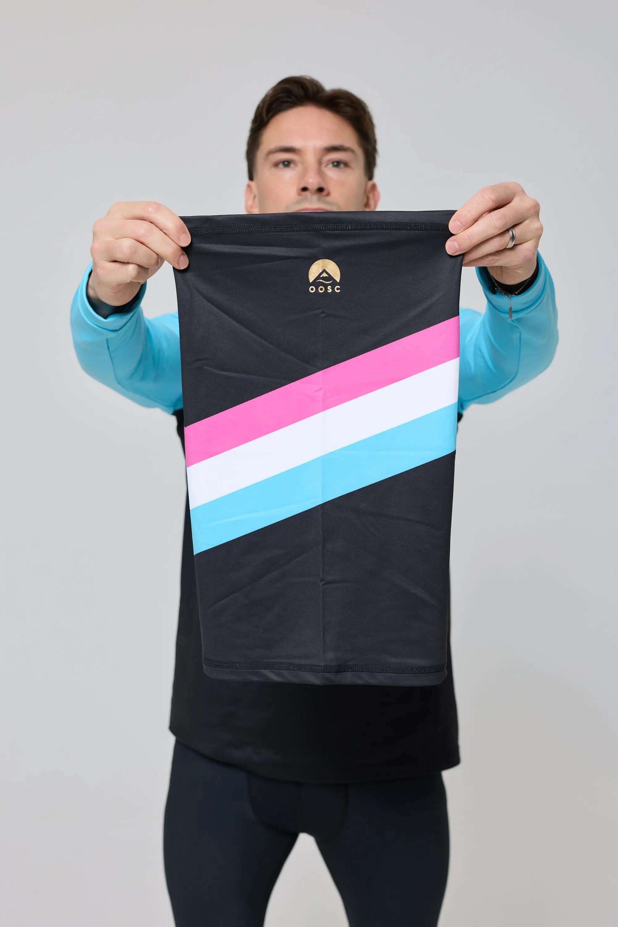 Kan deze nekwarmer niet aanraken 3/4