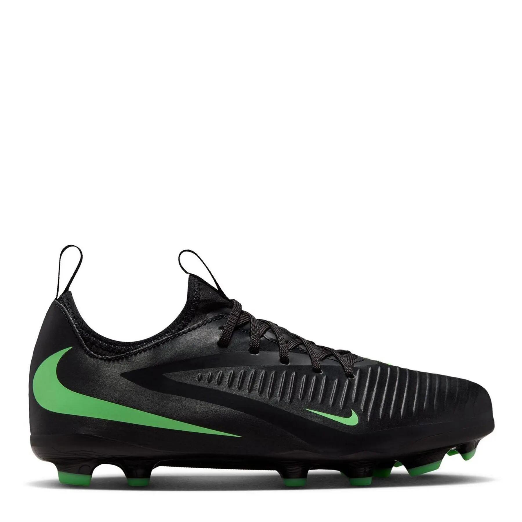 NIKE picture