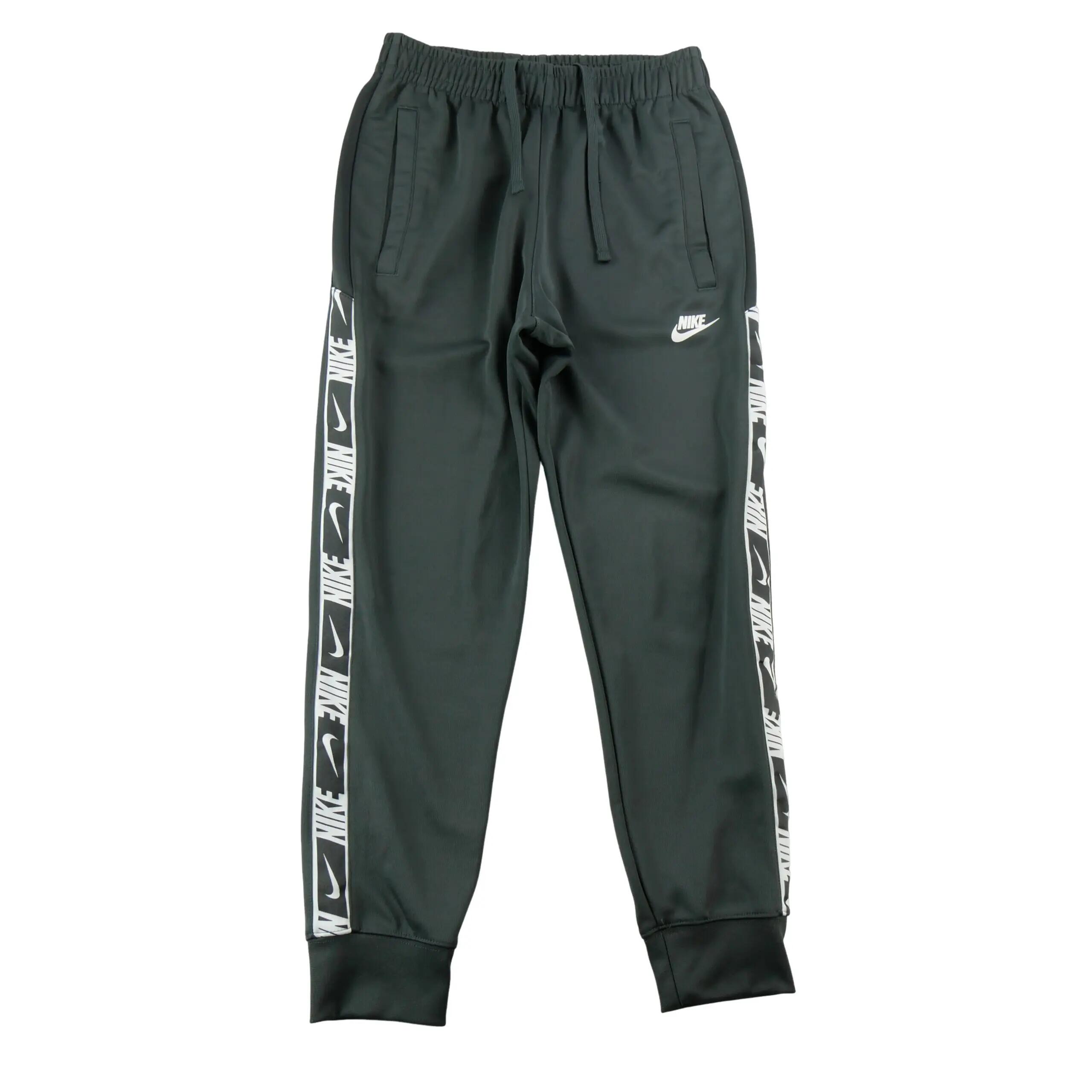 NIKE picture