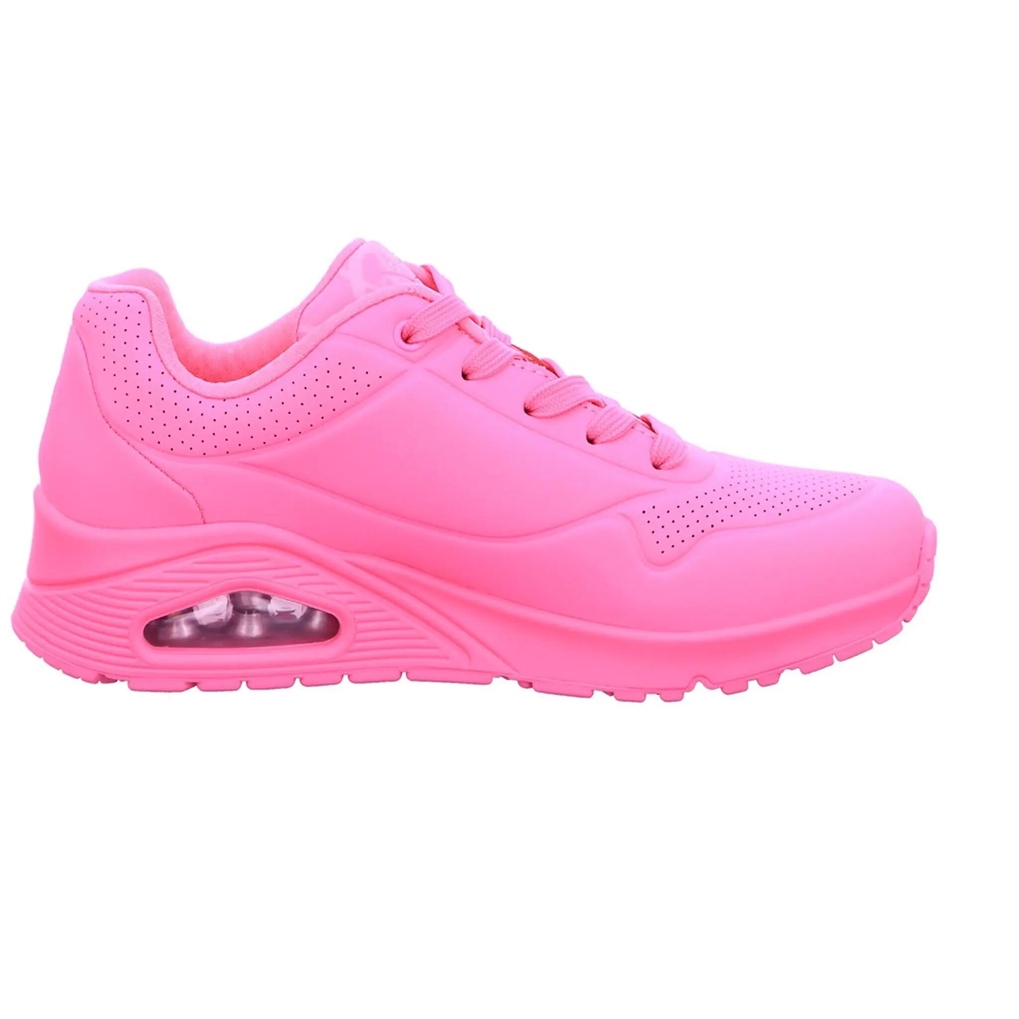 SKECHERS picture