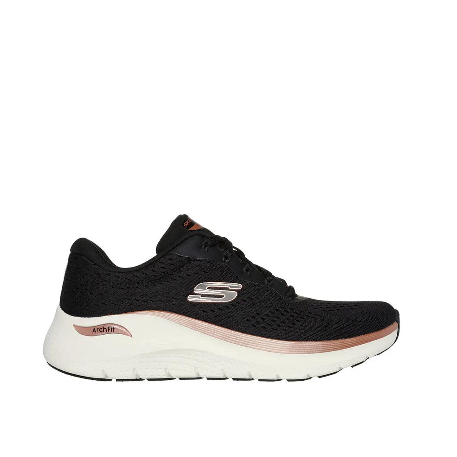 SKECHERS picture