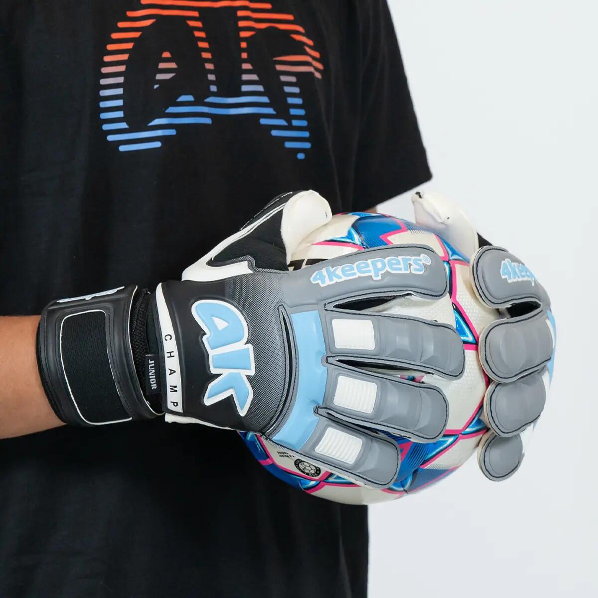 Guantes infantiles 4Keepers CHAMP JUNIOR 9/10