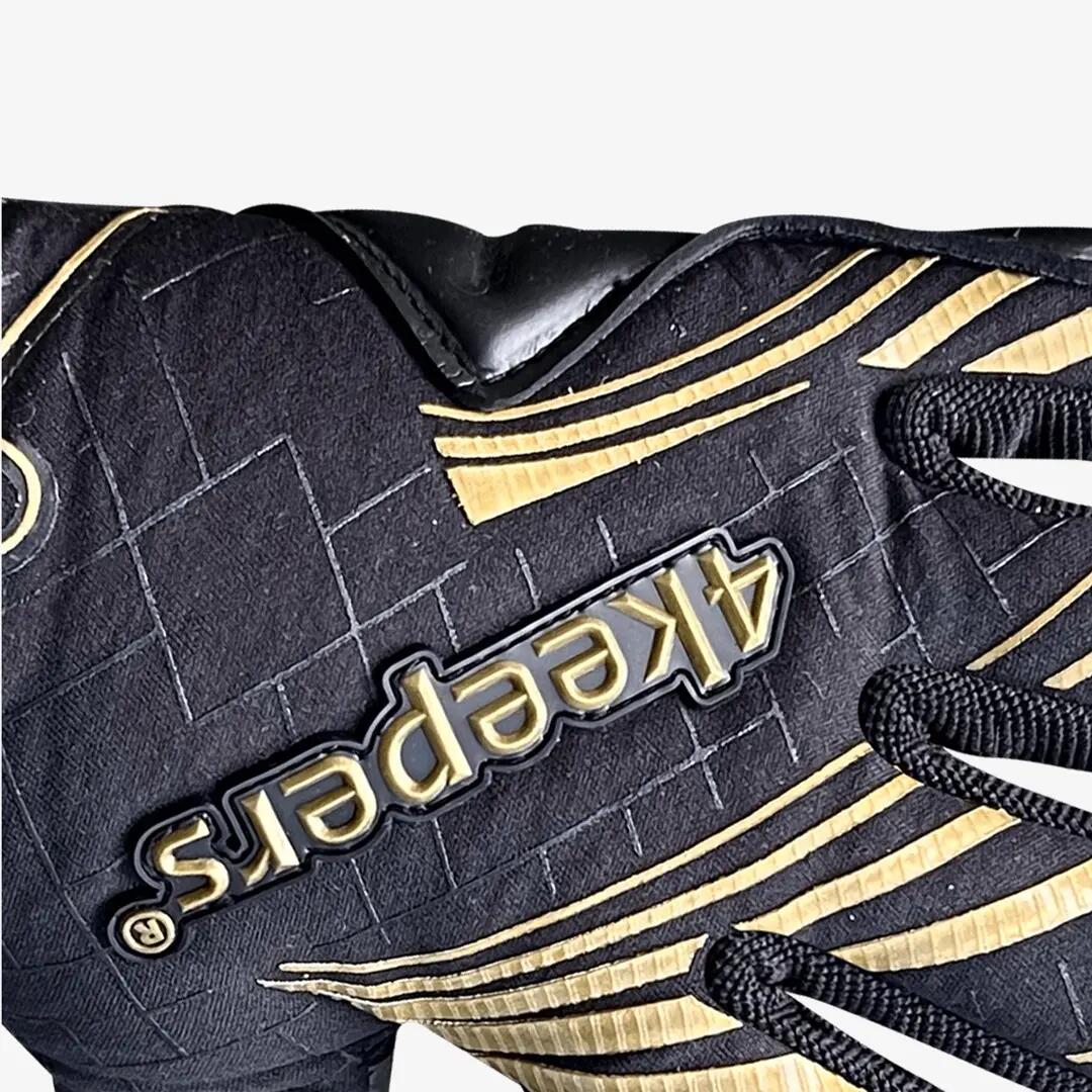 Rękawice bramkarskie dla dorosłych 4keepers SOFT ONYX NC 9/10