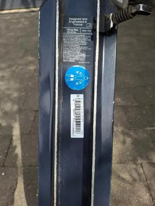 Entre Particuliers - TROTTINETTE MID 7 BLEU MARINE ORANGE AVEC BÉQUILLE 4/5