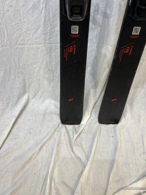Tweedehands - ski's atomic redster x7i + x 12 gw-155-used