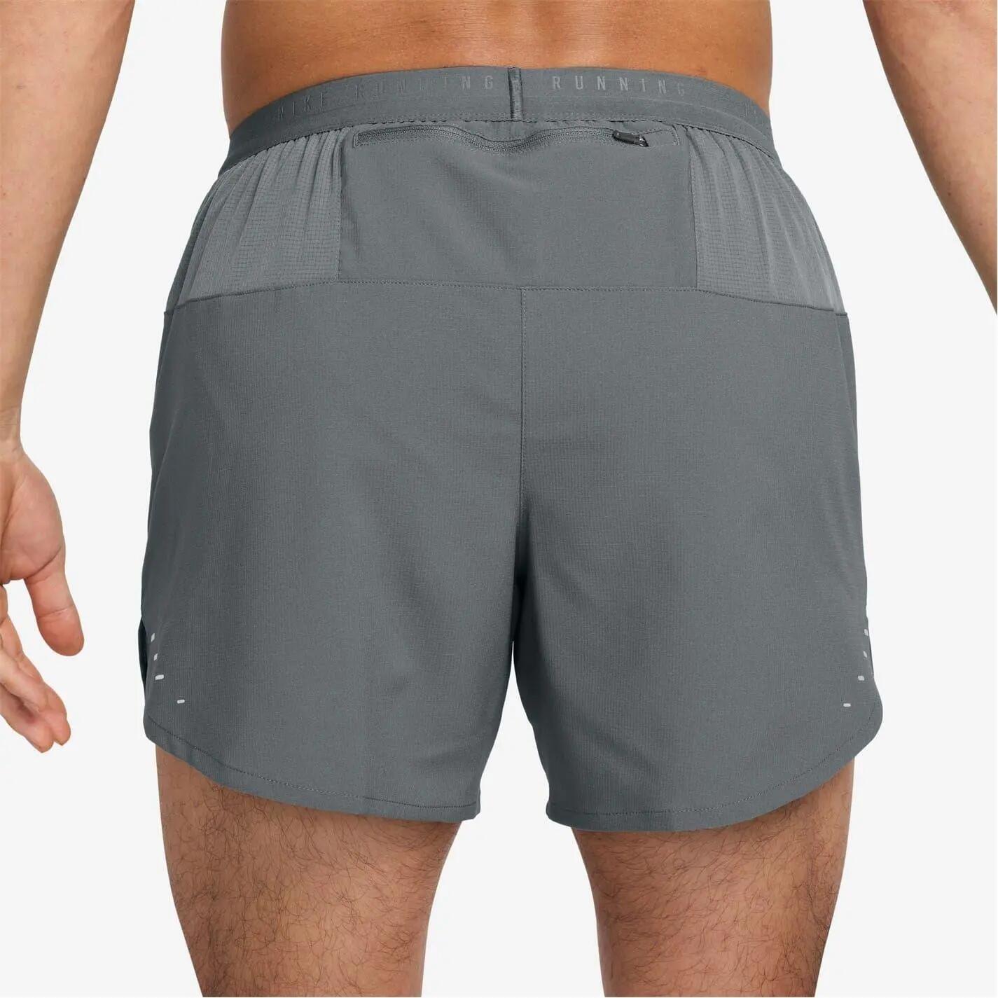 Short De Course STRIDE Homme (Gris) 2/6