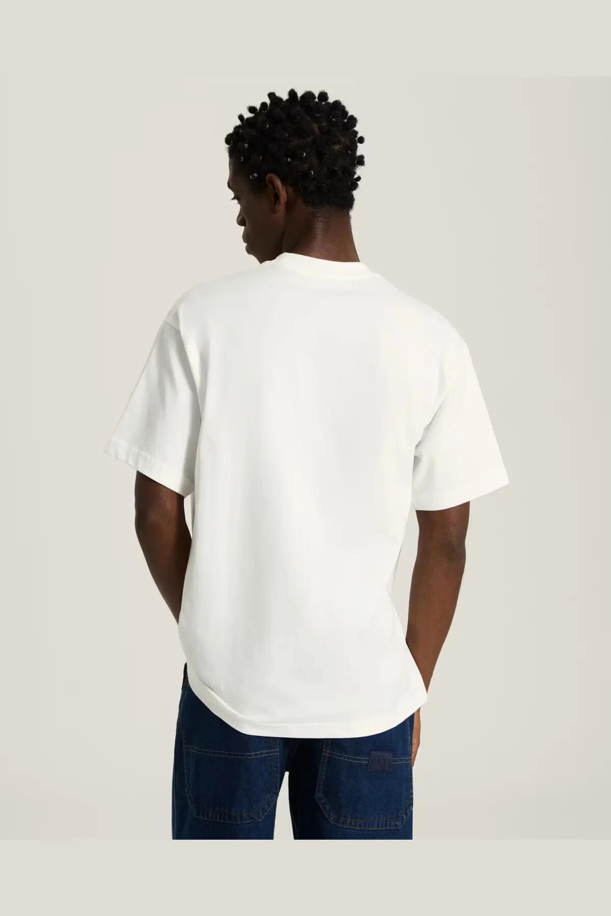 VN0010FFWHT1 LEFT CHEST II LOOSE SS 5/5