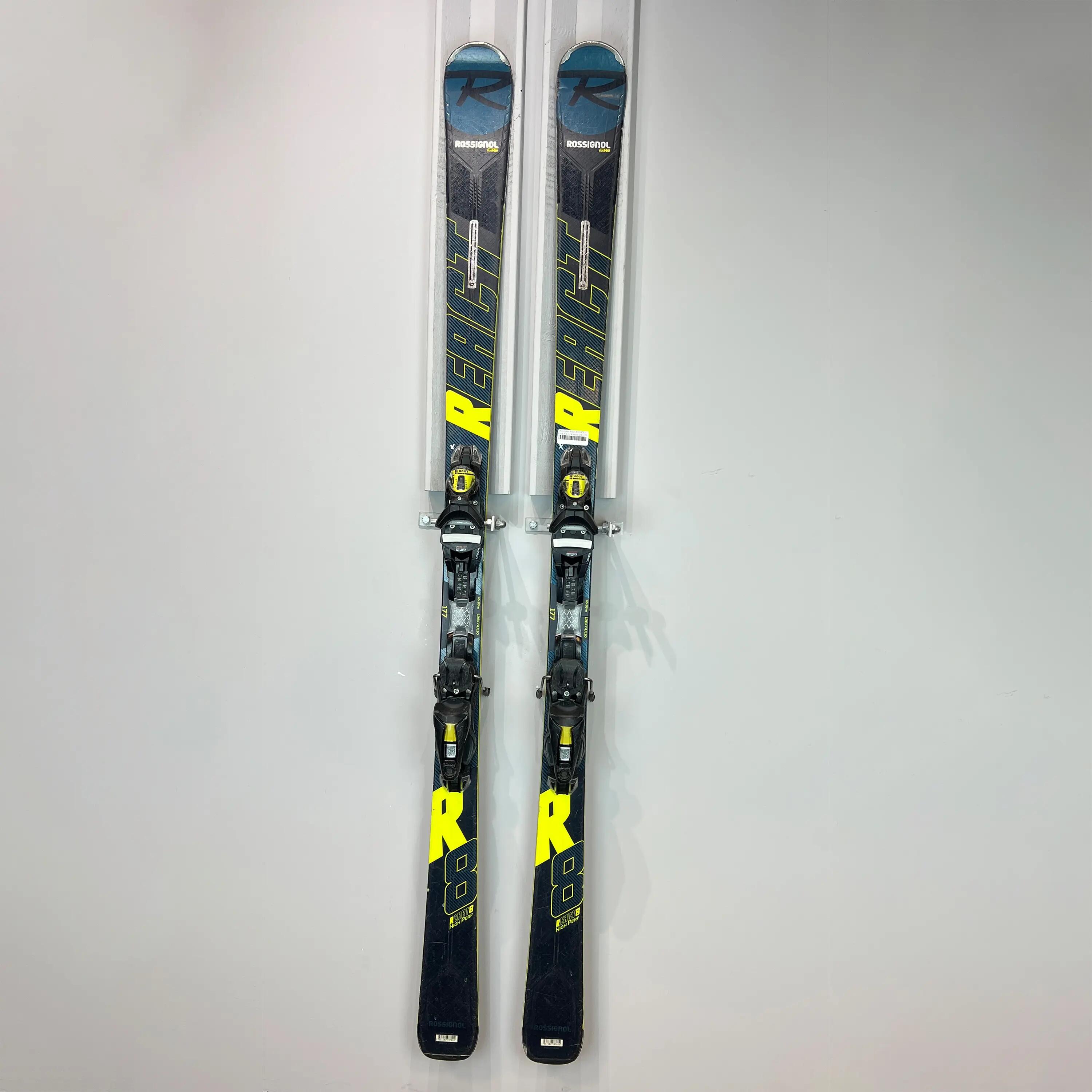 Tweedehands - Ski's Rossignol React R8 HPX + Look NX 12 Konect GW-177 5/6