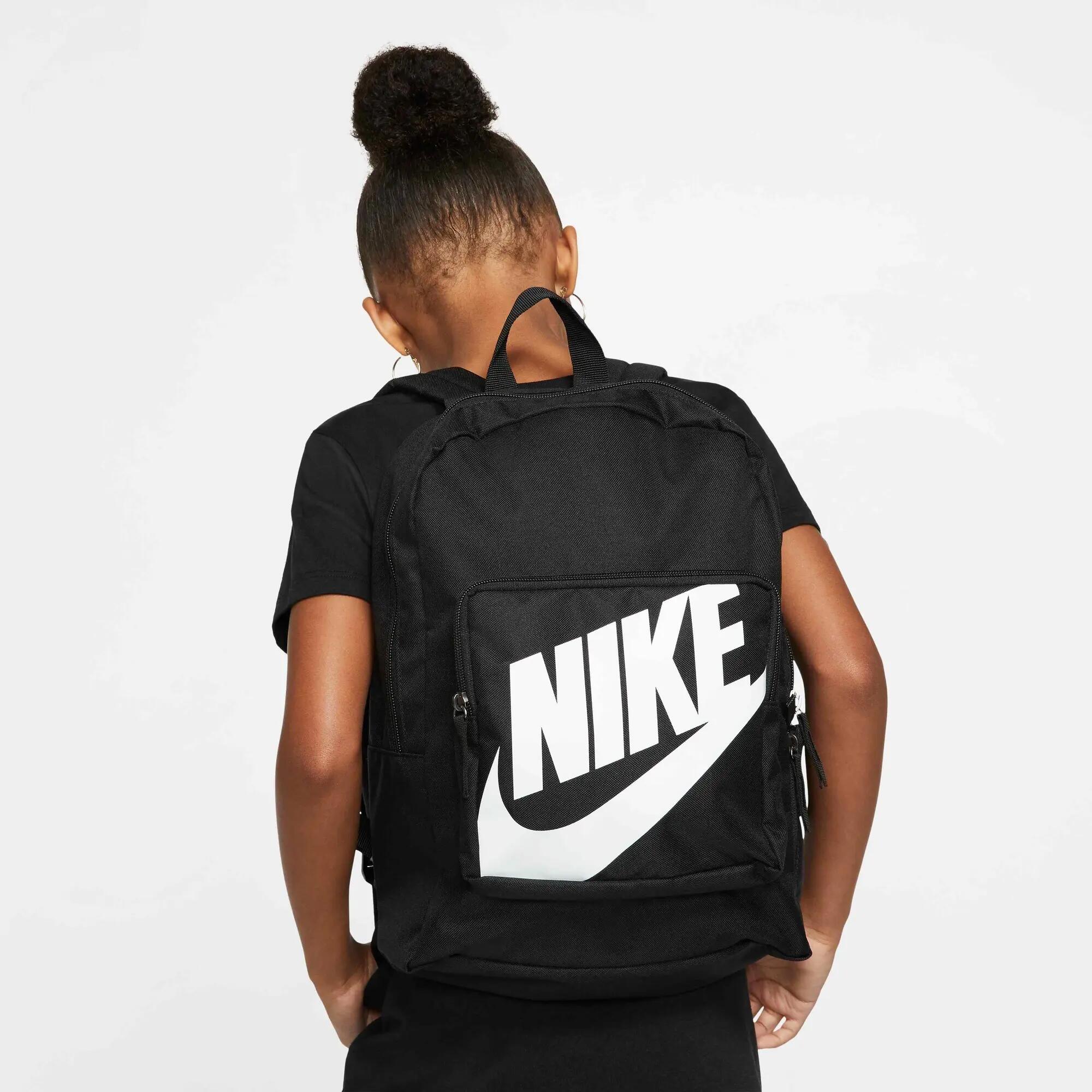 NIKE picture