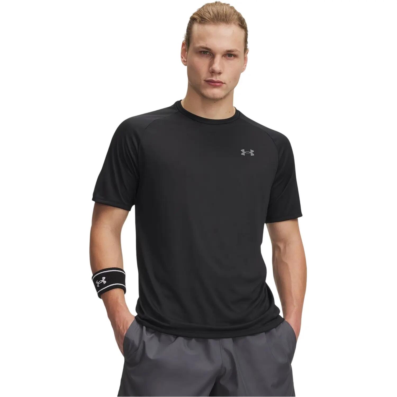UNDER ARMOUR picture