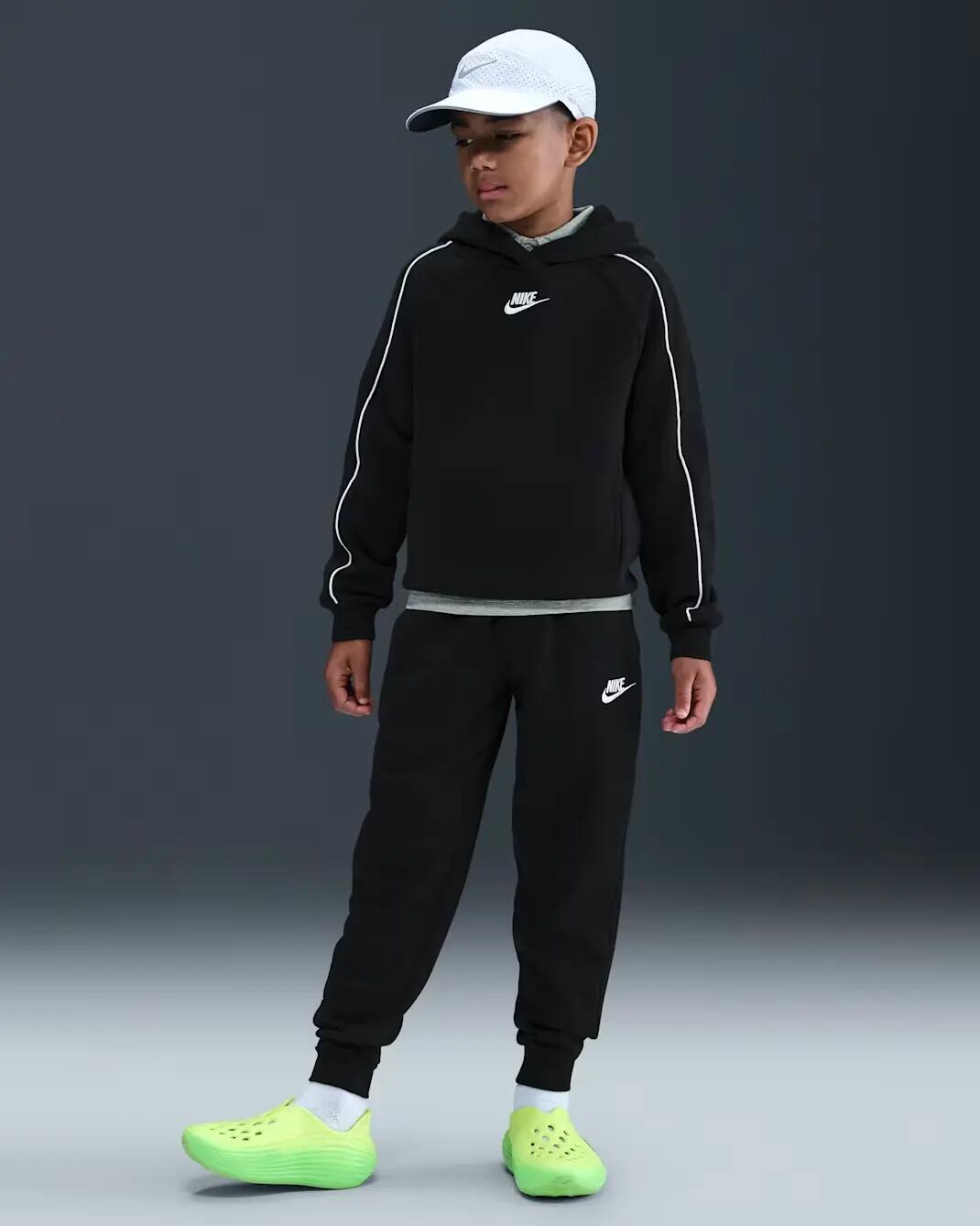 NIKE picture