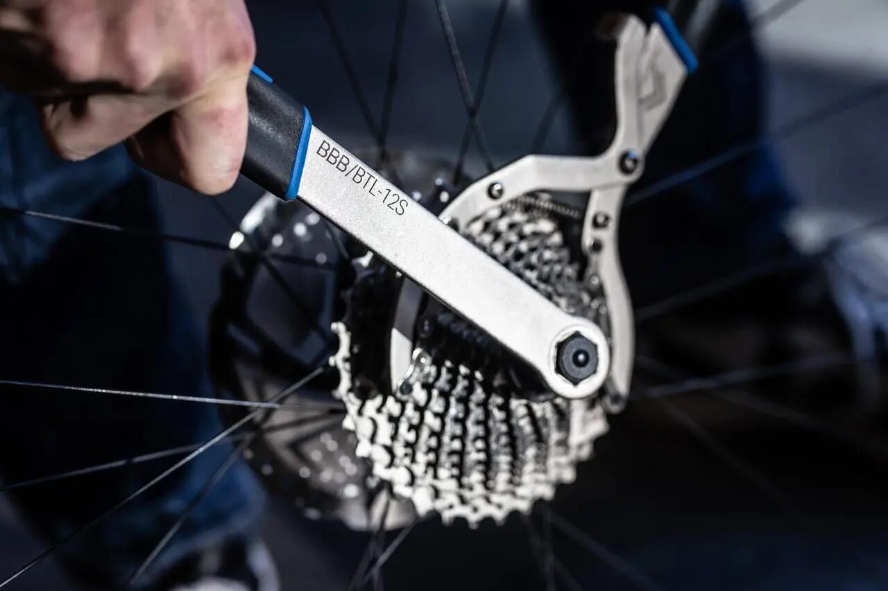 Kassettenwerkzeug für Shimano-Kassetten und Center-Lock LockOut BTL-12S 3/7