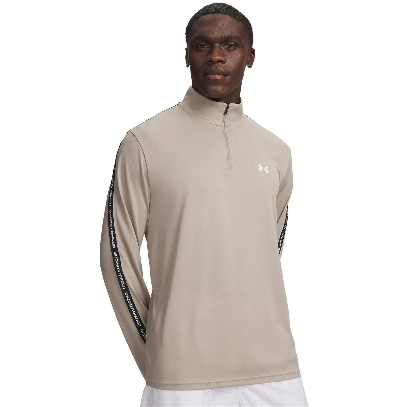 UNDER ARMOUR picture