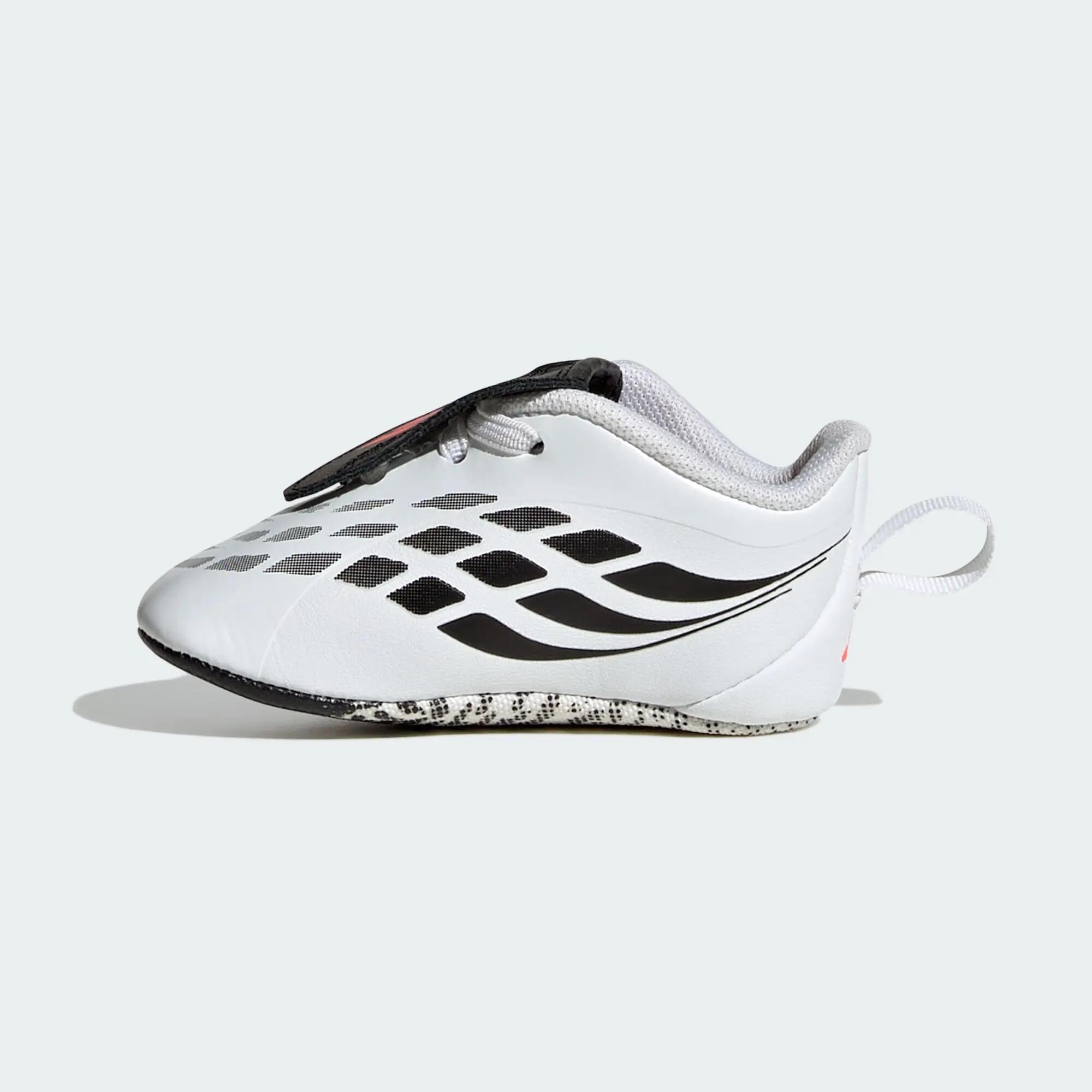 CHAUSSURE PREDATOR CRIB 8/8