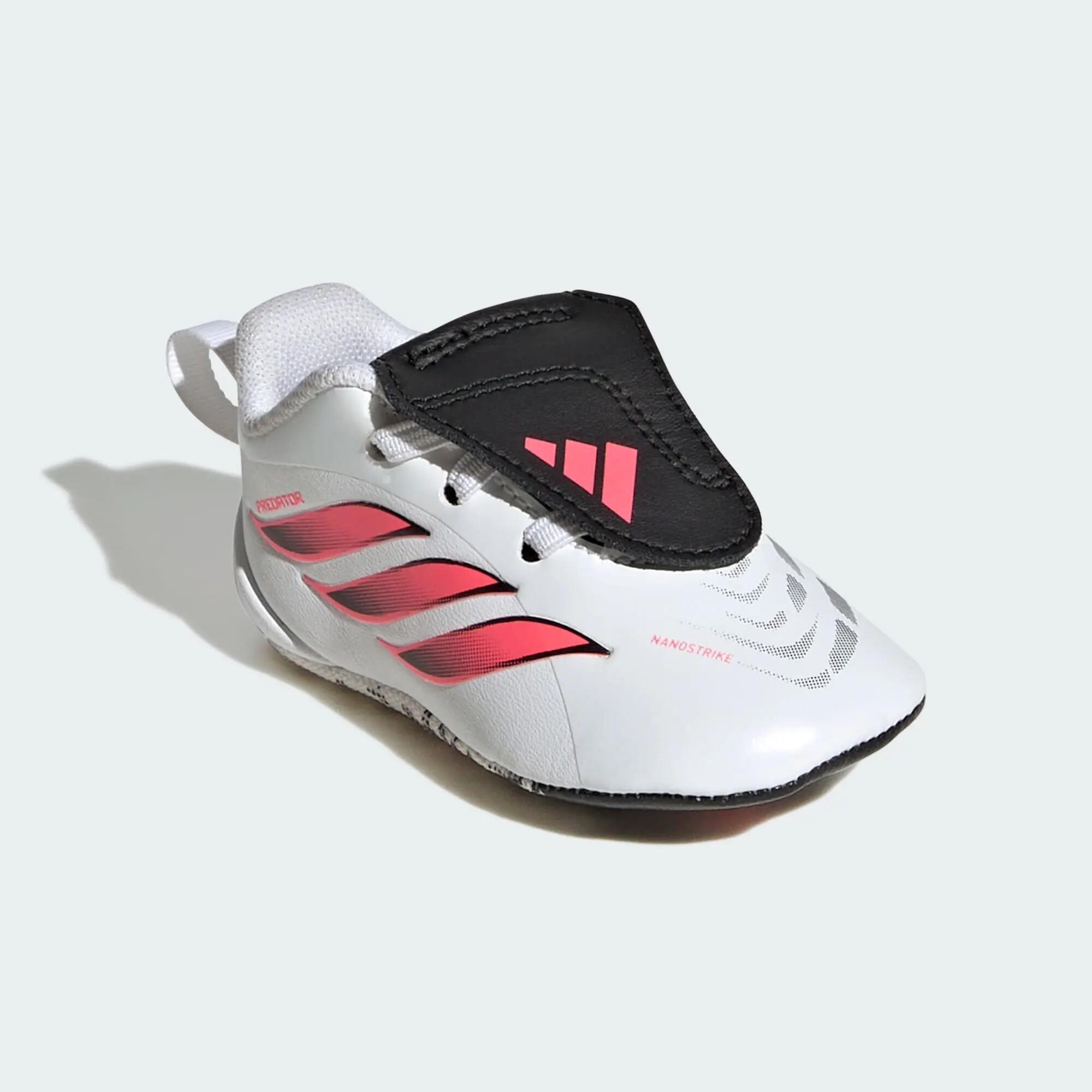 CHAUSSURE PREDATOR CRIB 4/8