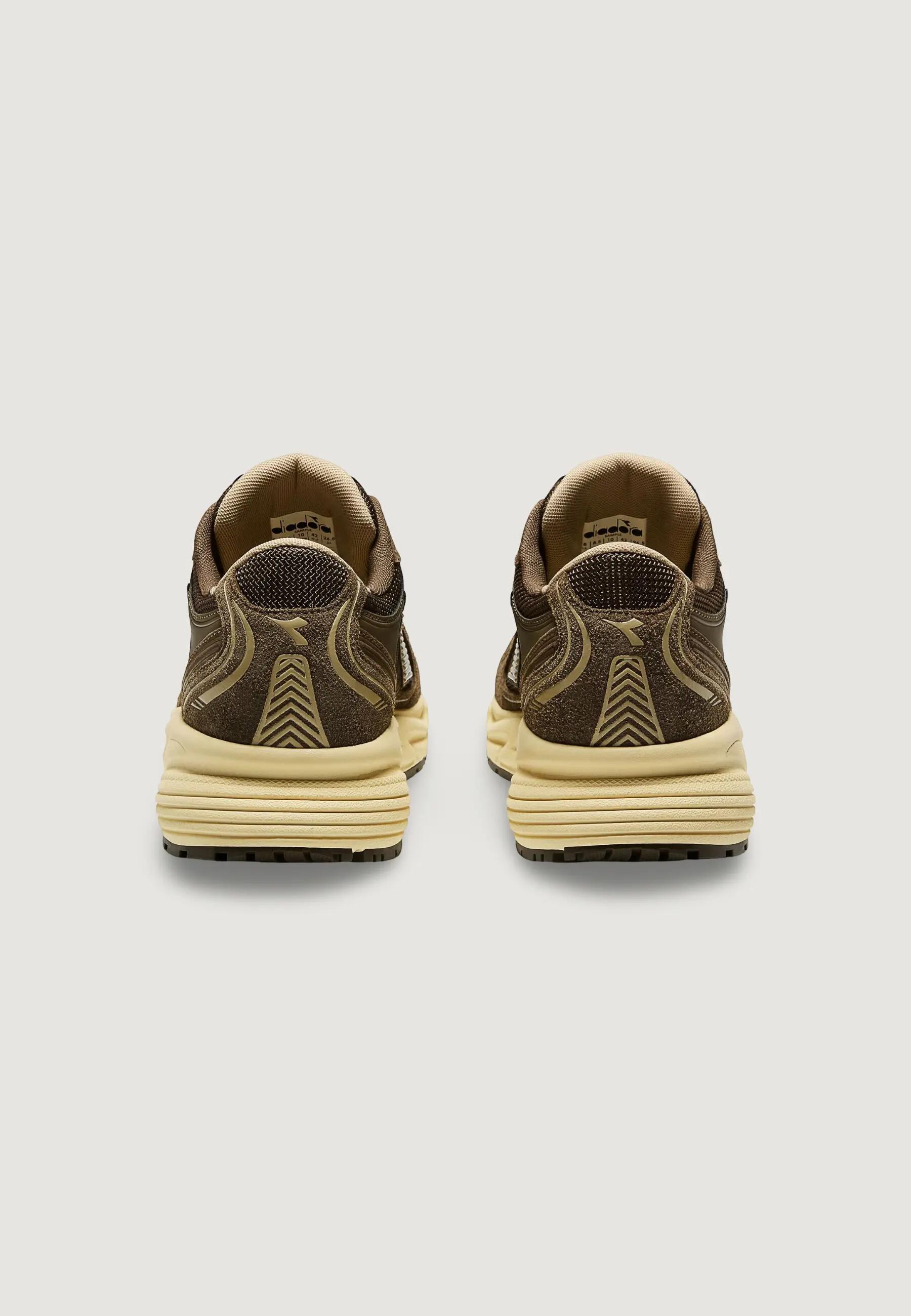 Obuwie sportowe Mężczyzna DIADORA MYTHOS STAR 2/5