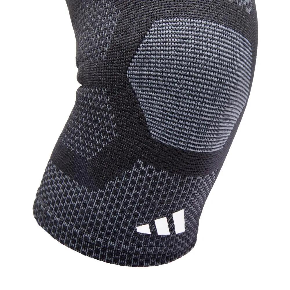 Opaska stabilizująca na kolano adidas - Essential Knee Support 6/7