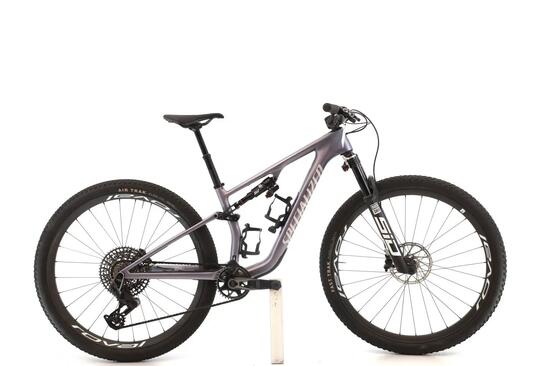 Refurbished MTB Fully · Epic 8 Pro AXS · Sehr guter Zustand