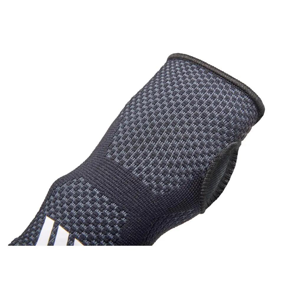 Adidas - Essential Wrist Support - L 4/7