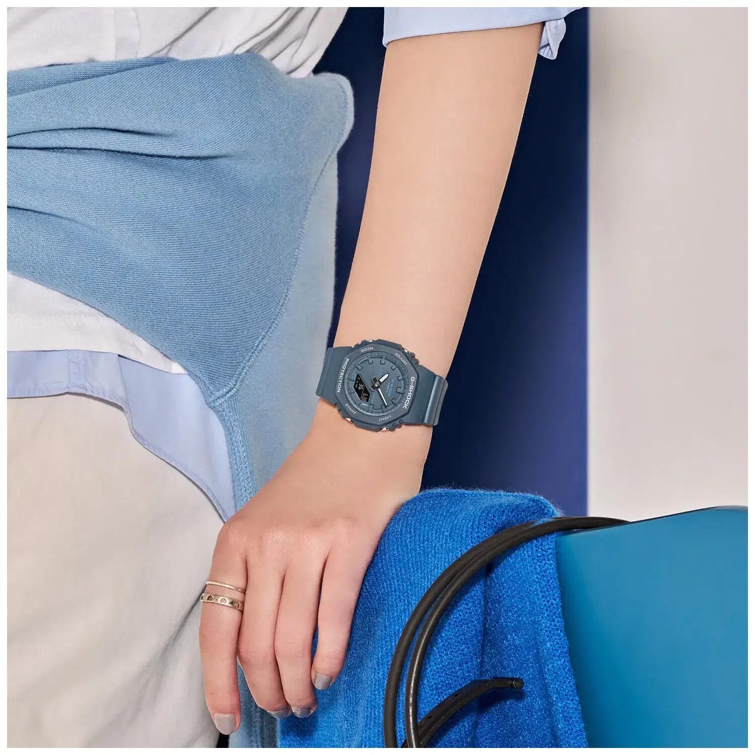 Casio Analoog En Digitaal  Horloge Blauw/Blauw GMA-P2100BA-2AER 5/6