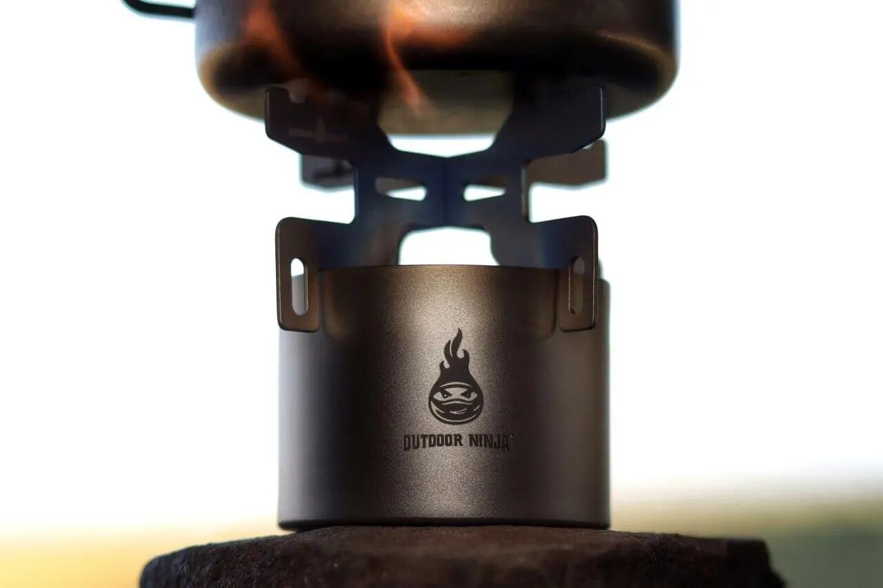 Outdoor Ninja The Burner Mini Titan Spiritusbrenner Ultralight 18g + Topfkreuz 3/5