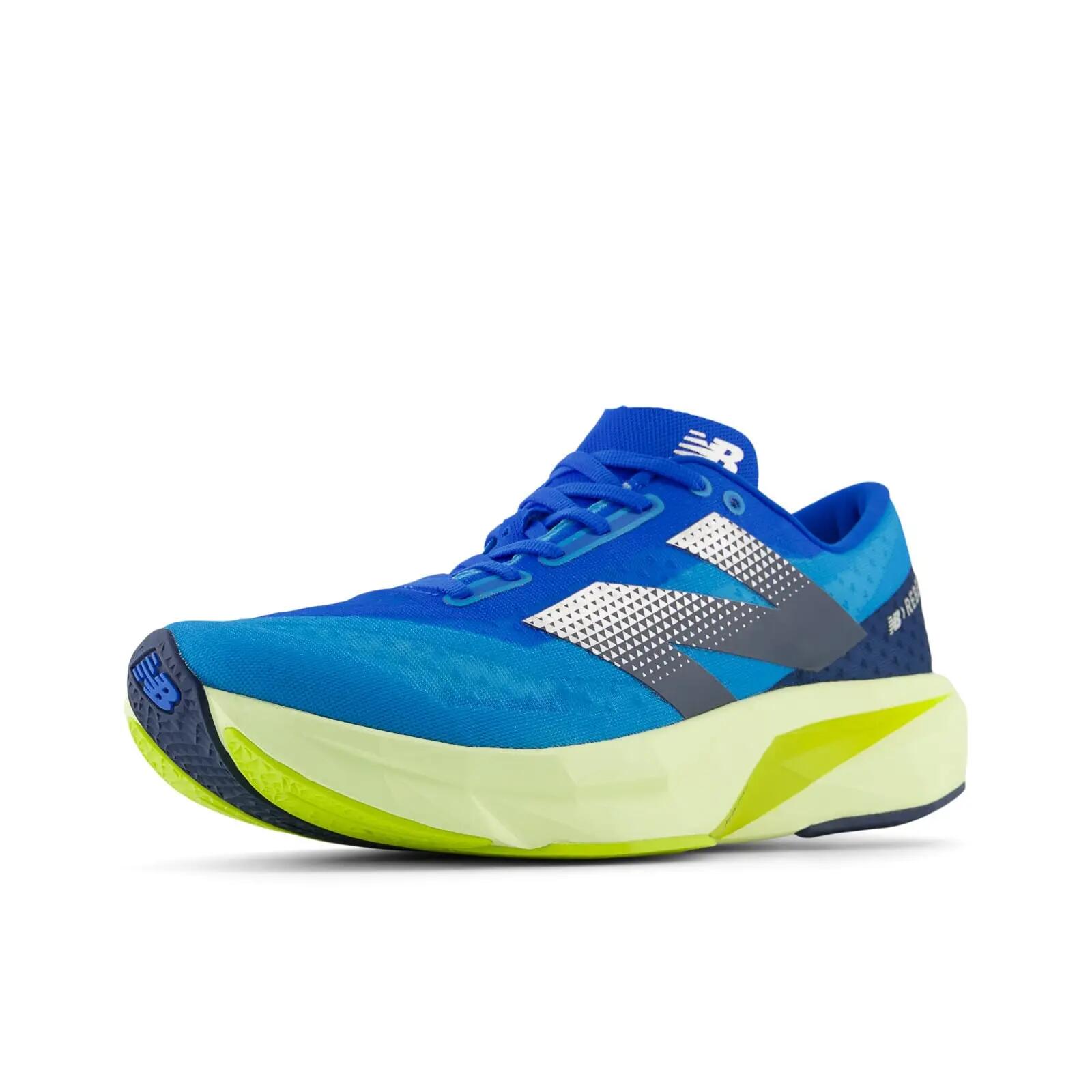 NEW BALANCE picture