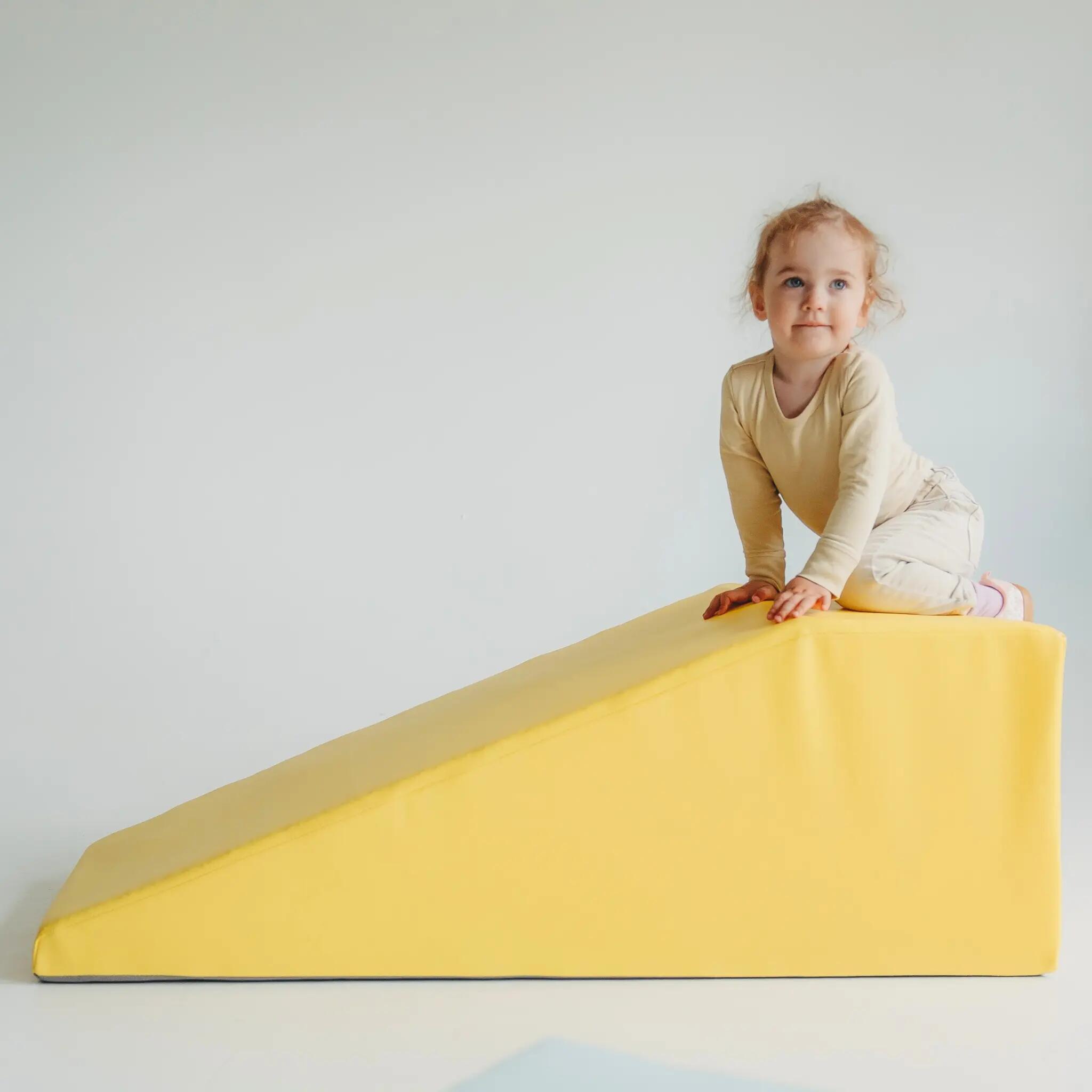 Conjunto Soft Play grande com blocos de espuma para trepar - KUBO CORO & LUMO 12/15