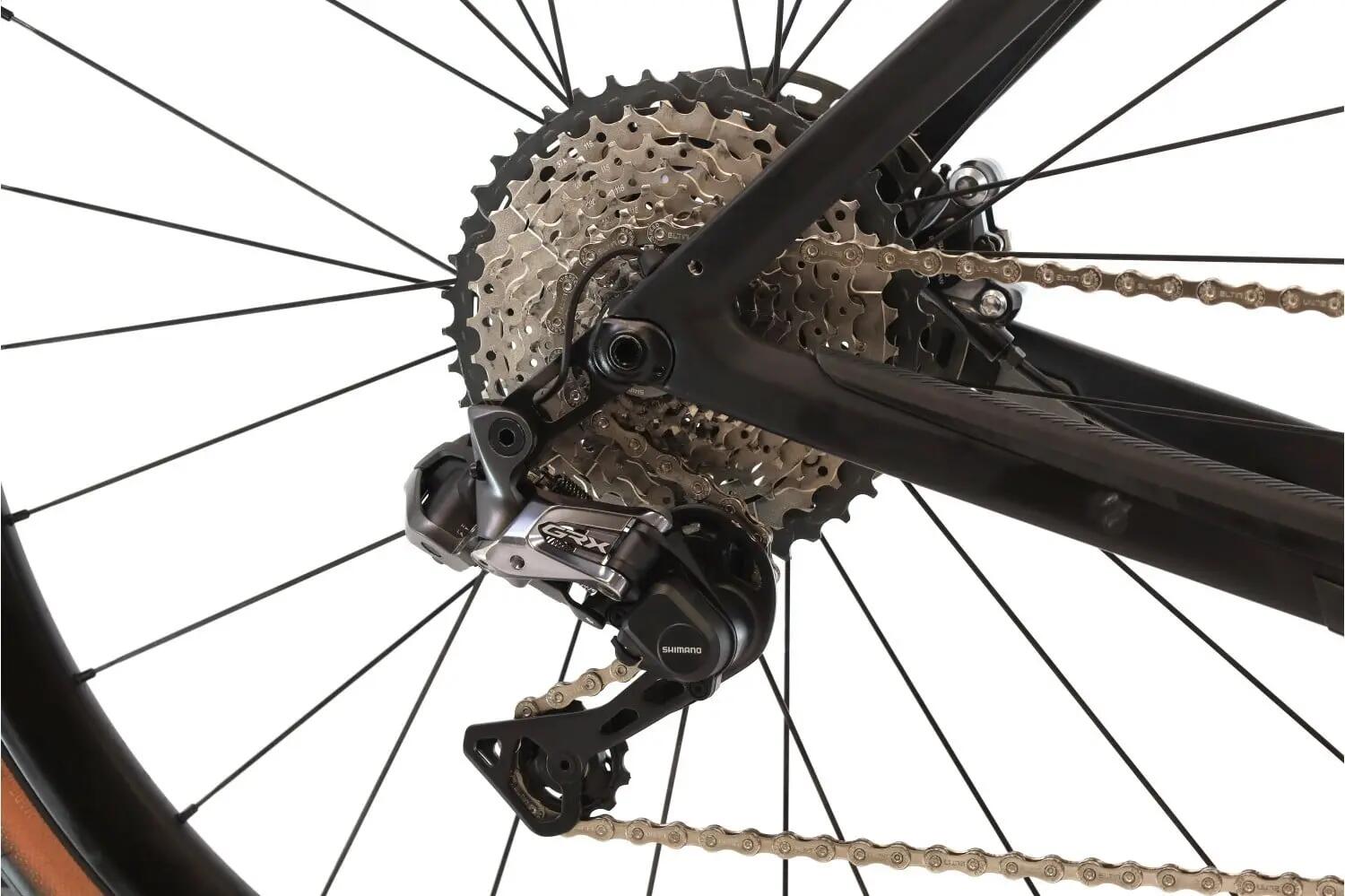 Gravel ricondizionata · Rose Backroad+ Di2 11V · Ottimo stato 3/8