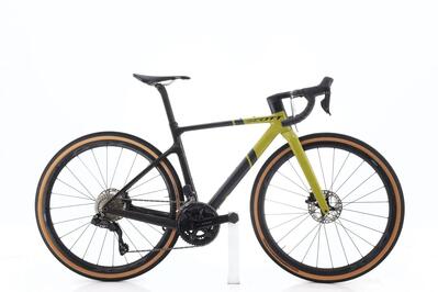 Tweedehands gravelbike · addict gravel tuned di2 12v · zeer goede toestand