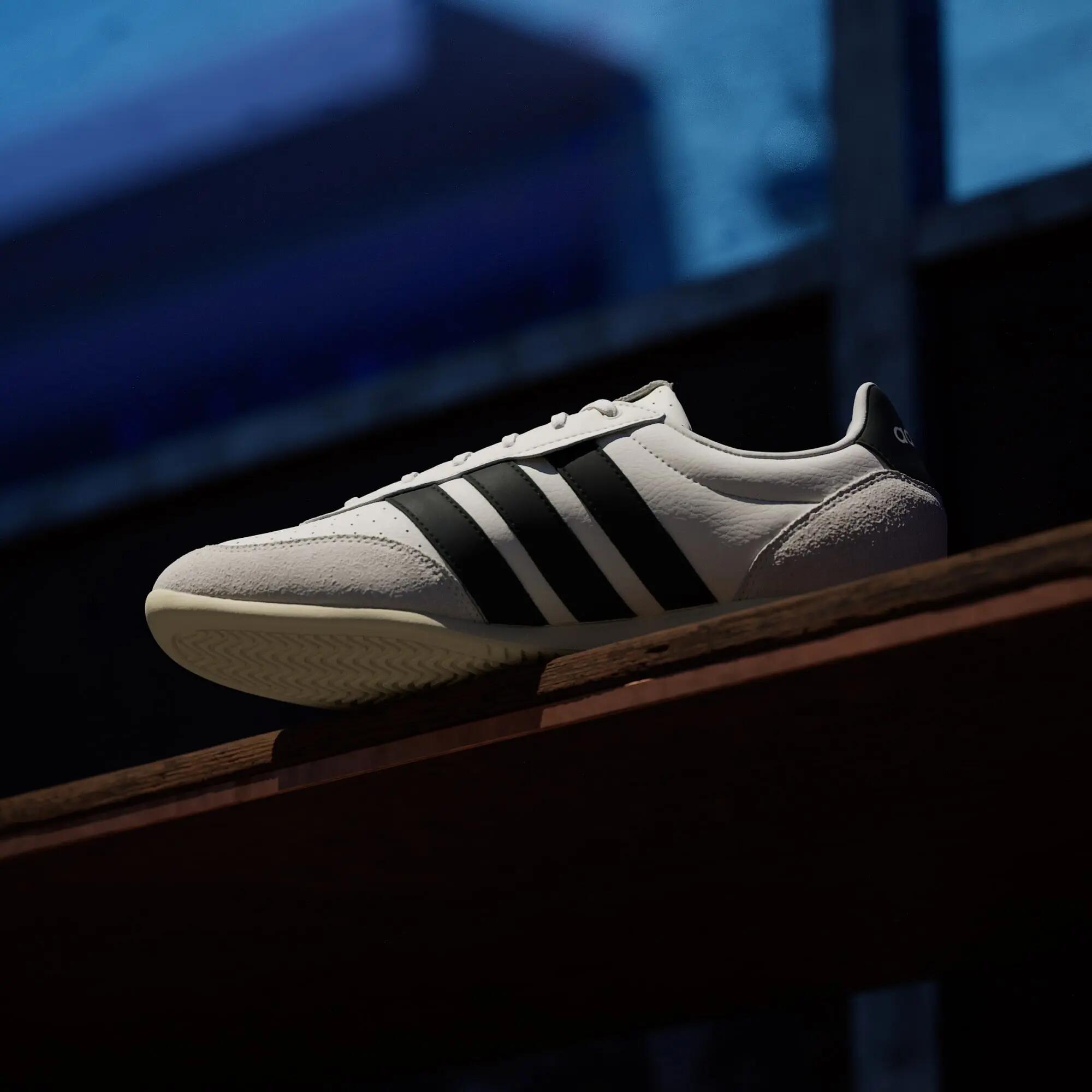 Adidas BARREDA LO Men Sportswear Shoes White -  4